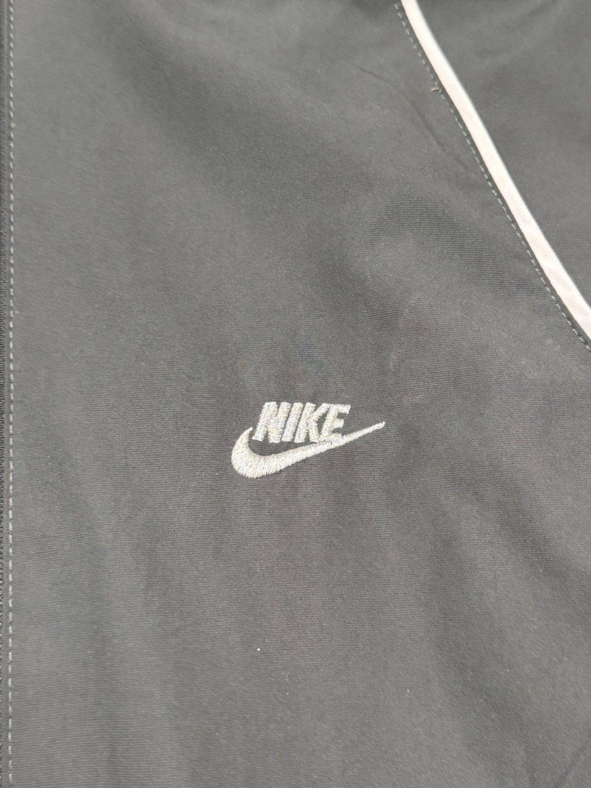 Nike Vintage Y2k Nike Silver Tag Swoosh Jacket Size US M / EU 48-50 / 2 - 4 Thumbnail