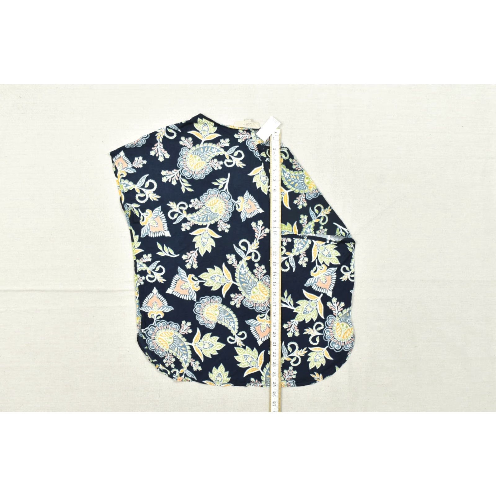 Loft LOFT Navy Paisley Floral Knit Rayon Blend V-Neck Short Sleeve Blouse, M, Women, Regular, Blue, Casual, Pullover, Basic Shirt Size 32" / US 10 / IT 46 - 5 Thumbnail
