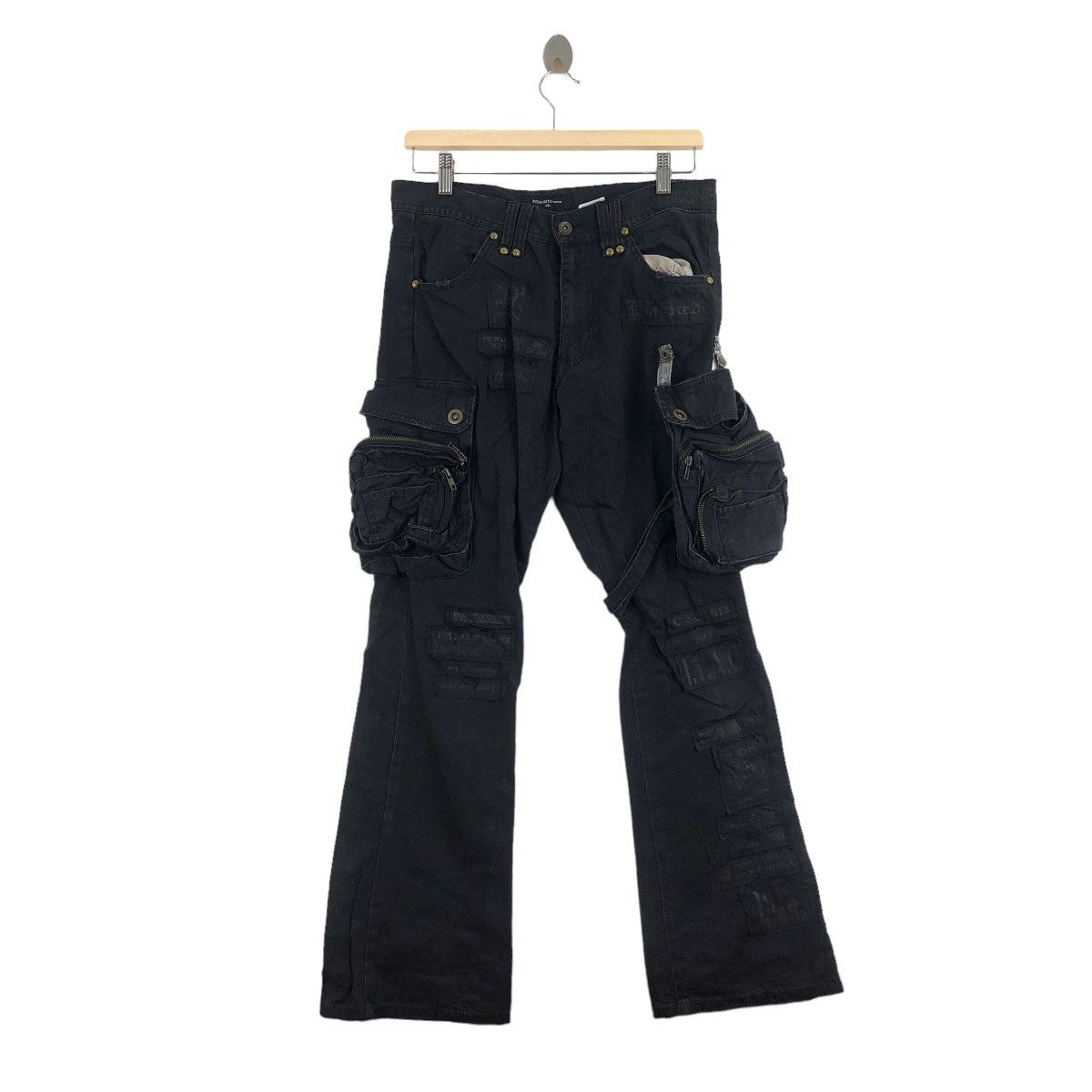 In The Attic IN THE ATTIC Hybrid Cargo High Streets Technical Pant Denim Size US 32 / EU 48 - 1 Thumbnail