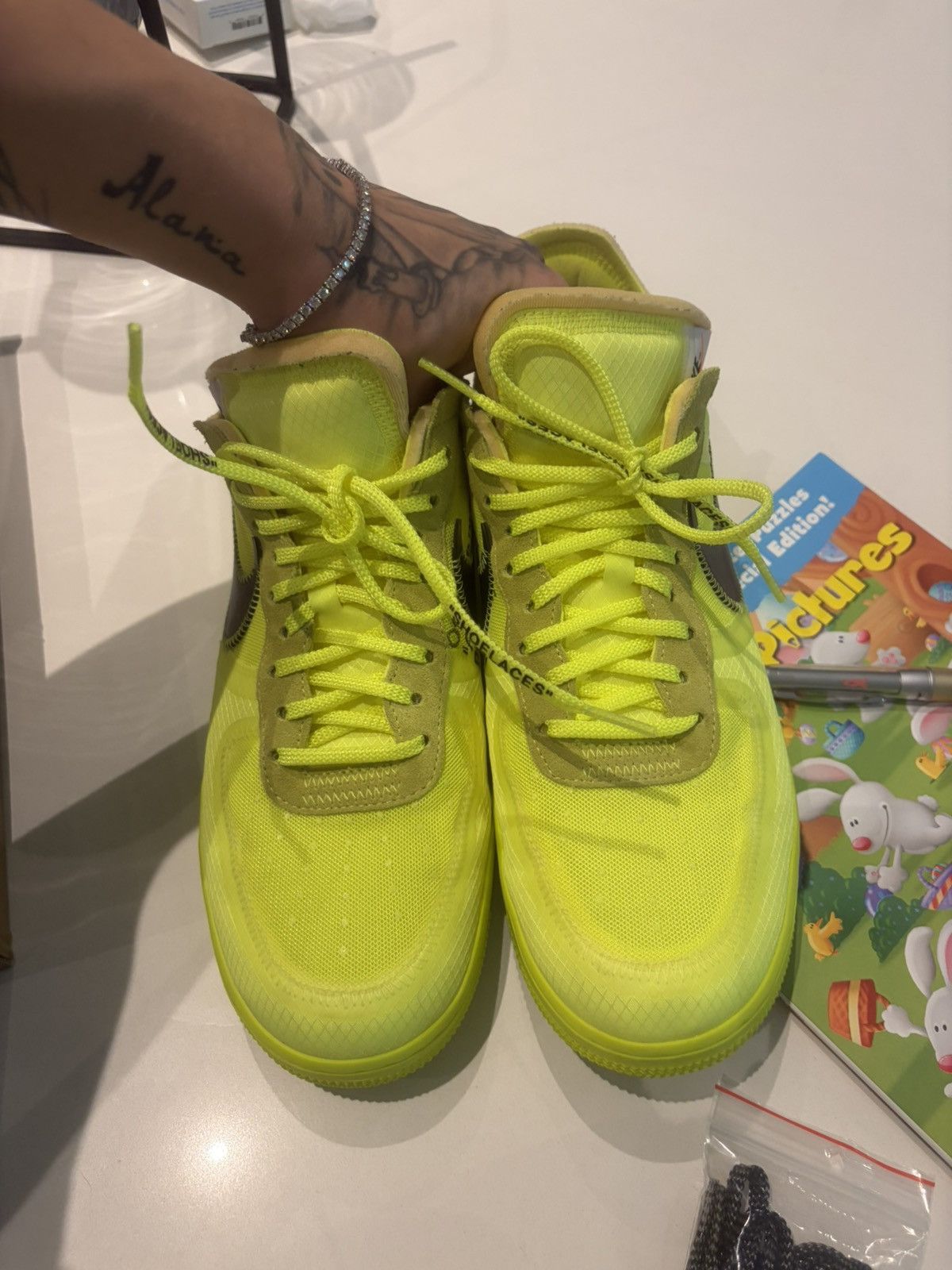 Nike × Off-White Nike x Off White ‘the ten: Volt’ 11 Size US 11 / EU 44 - 2 Thumbnail