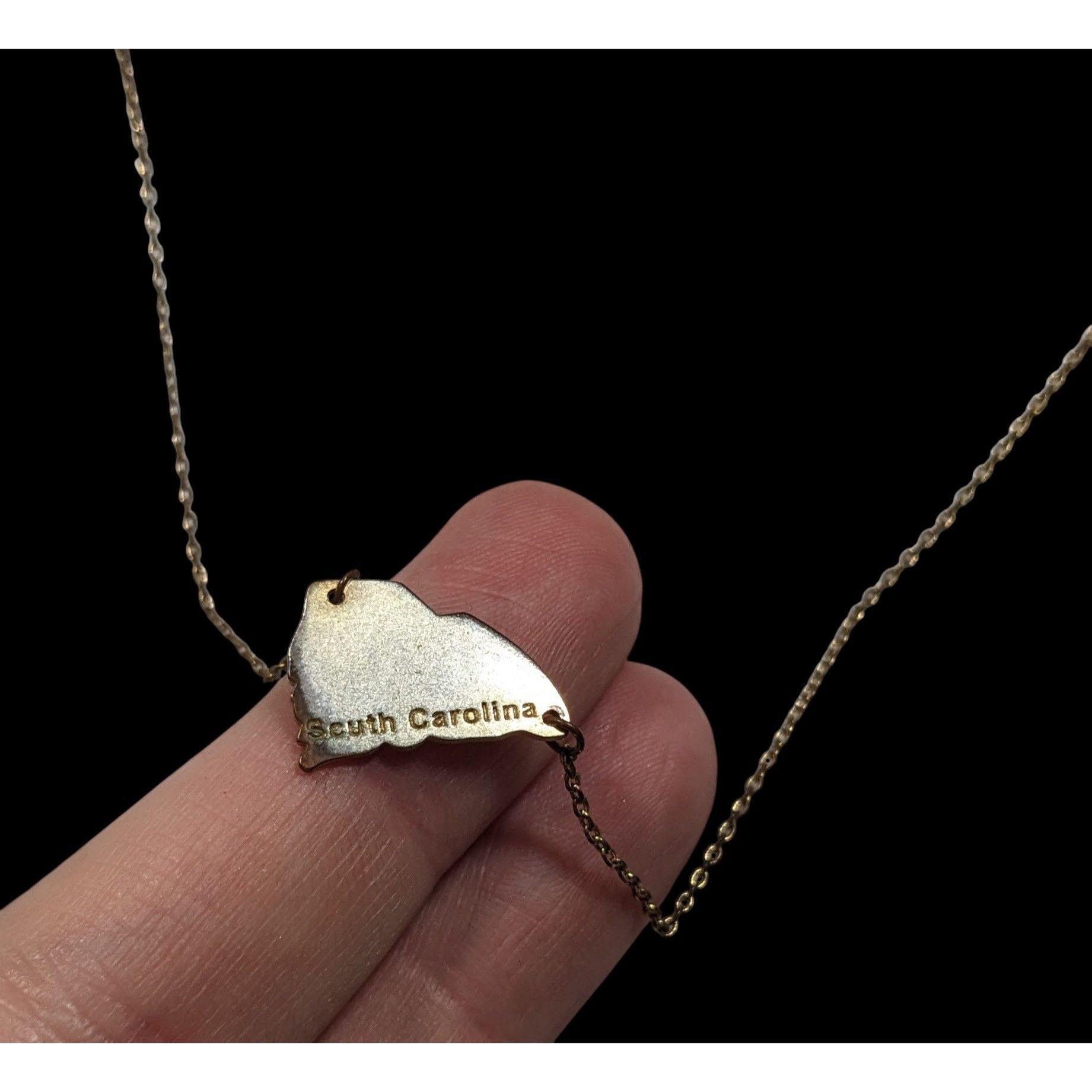 Other Souvenir South Carolina Silver And Gold Tone Pendant Necklac Size ONE SIZE - 3 Thumbnail