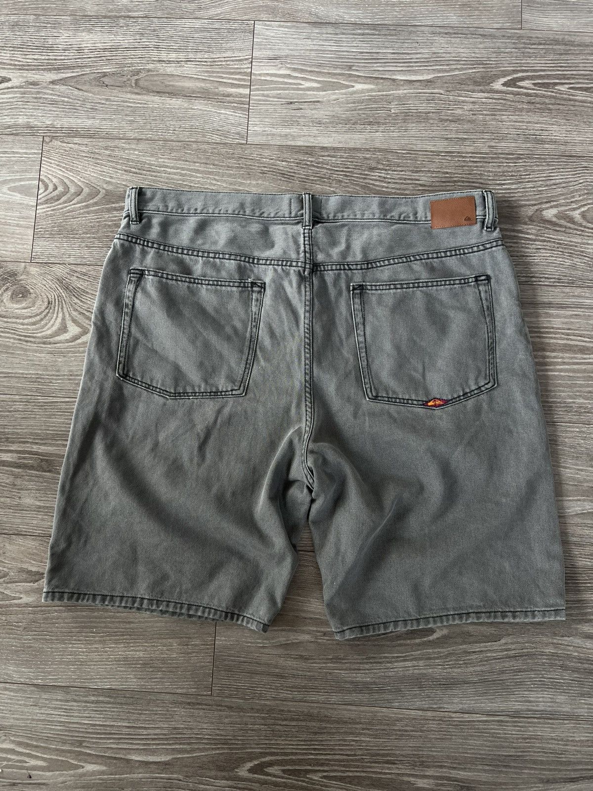 Quiksilver Archival Sk8 Quicksilver Opium Gray Baggy Jeans Shorts Size US 40 / EU 56 - 20 Thumbnail
