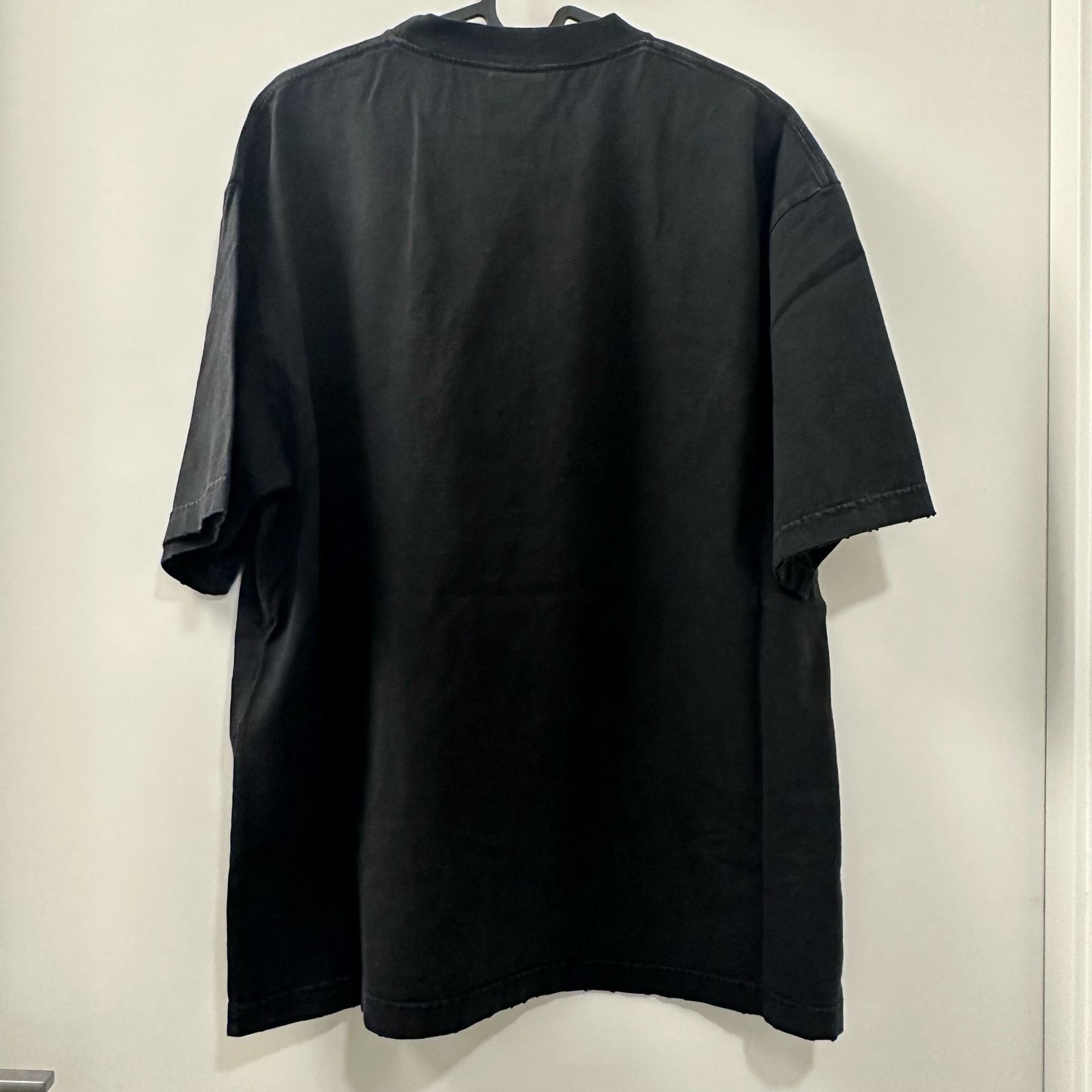Balenciaga NWT Be Different Distressed Embroidered Logo BB T Shirt - S Size US S / EU 44-46 / 1 - 6 Thumbnail