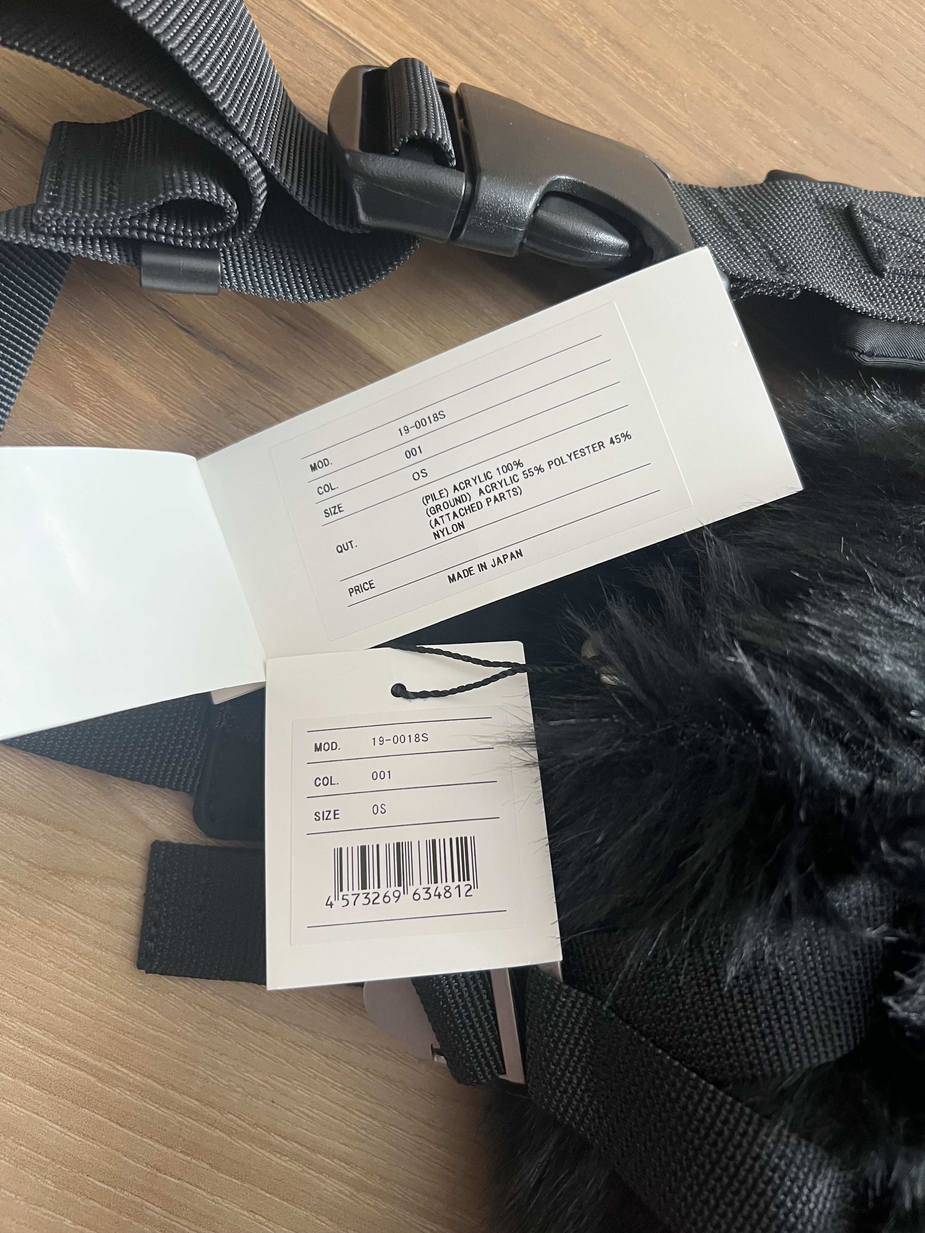 Porter × Sacai Porter Sacai Faux Fur Waist Bag in Black Size ONE SIZE - 5 Thumbnail