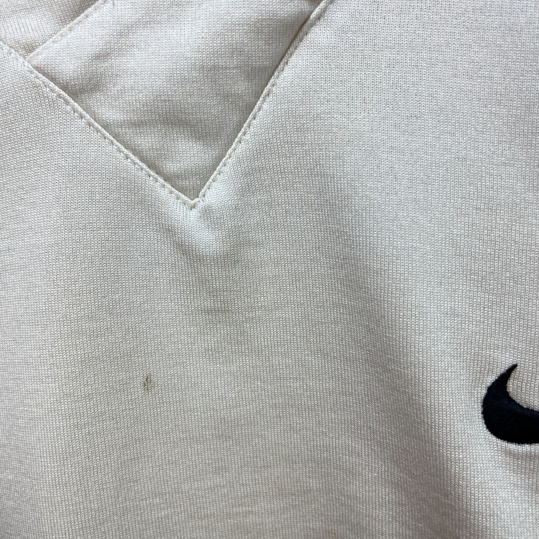 Nike VINTAGE Nike Big Swoosh Basketball Shirt Medium White 90s Mens Short Sleeve Hoops Baggy T-Shirt Size US M / EU 48-50 / 2 - 7 Thumbnail
