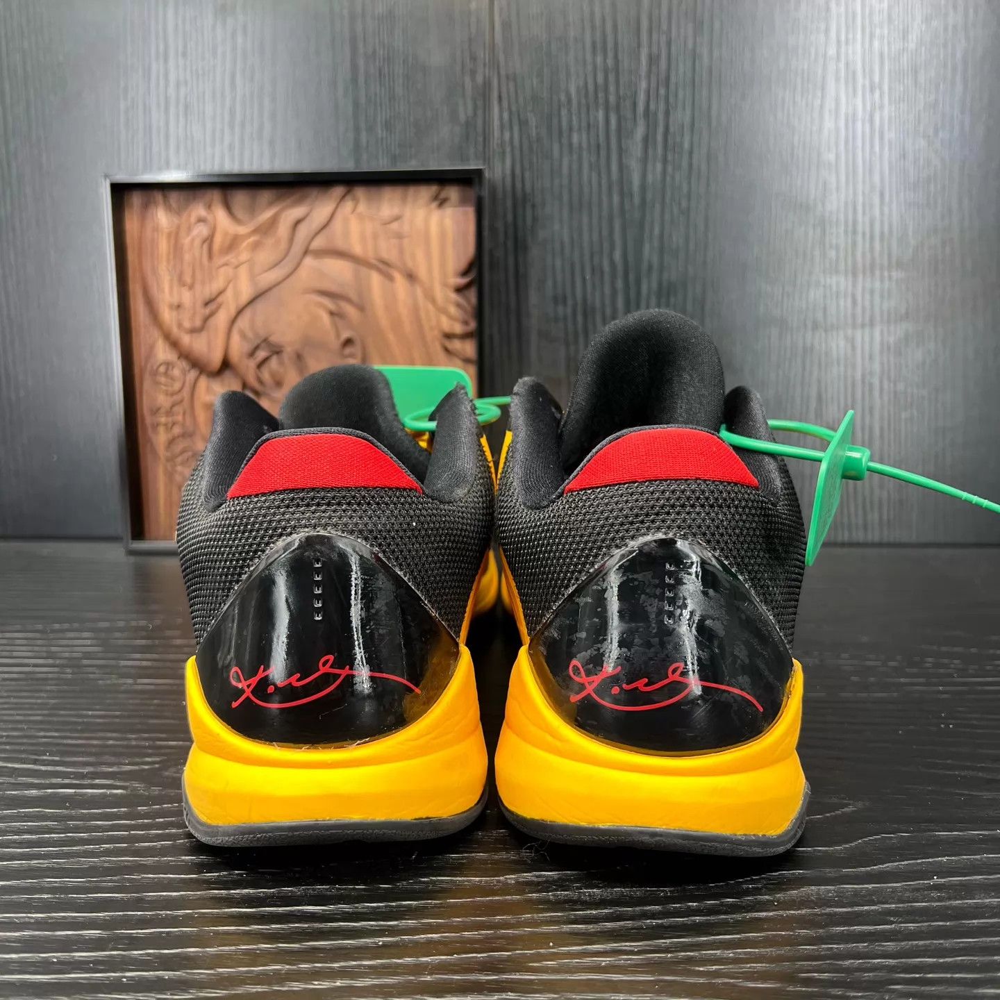 Nike Nike Zoom Kobe 5 Bruce Lee Black/Yellow 43 With Box Size US 9.5 / EU 42-43 - 4 Thumbnail