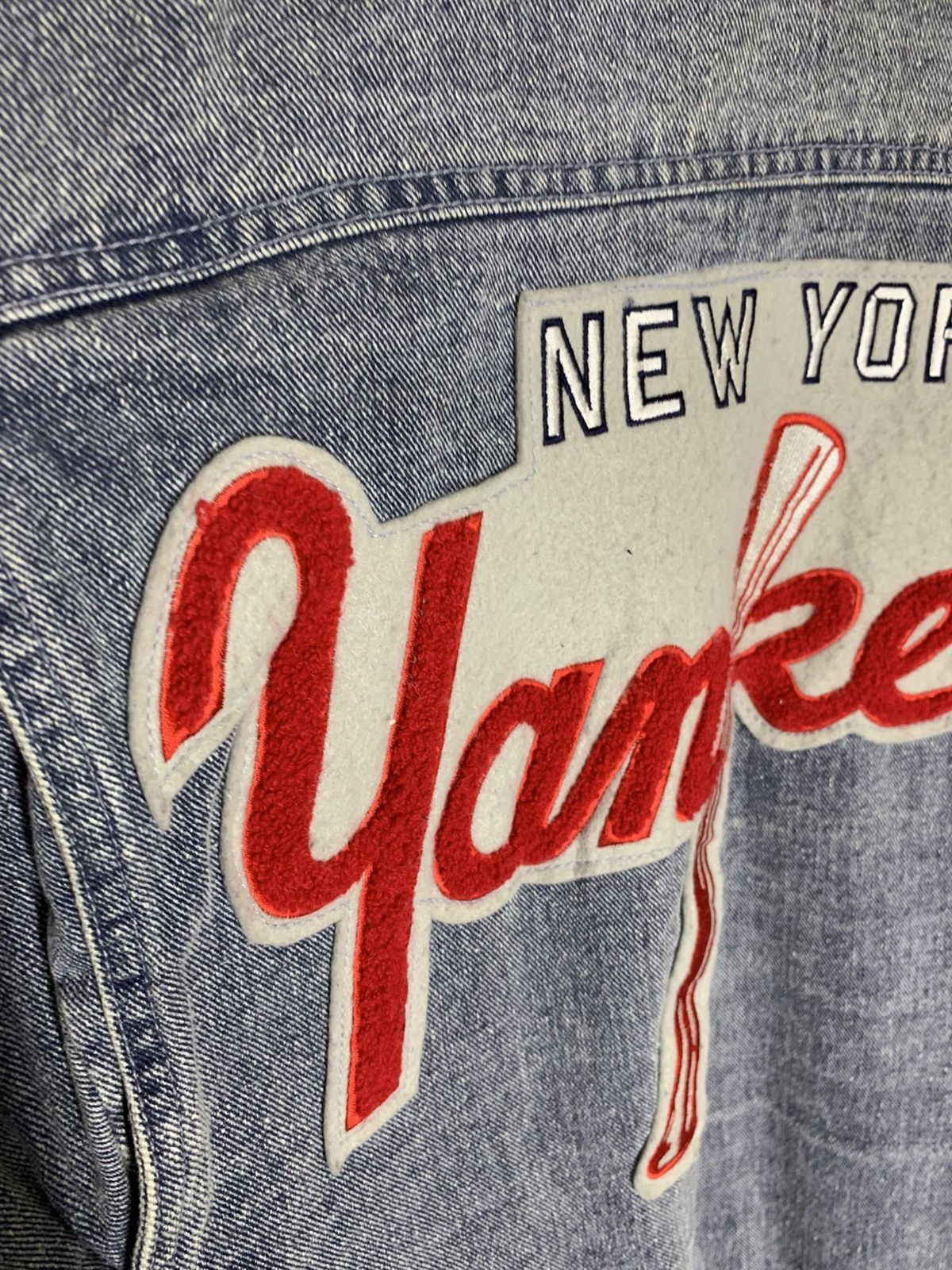 MLB Vintage MLB NY Yankees Denim Bomber Jacket Size US L / EU 52-54 / 3 - 13 Thumbnail
