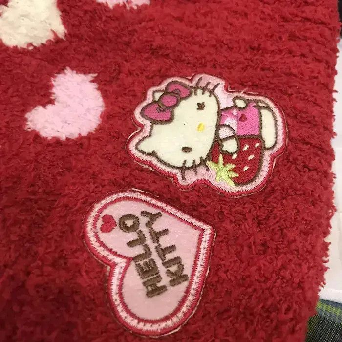Cartoon Network × Vintage Hello Kitty Fleece Bobble Beanie Hat Size ONE SIZE - 5 Thumbnail