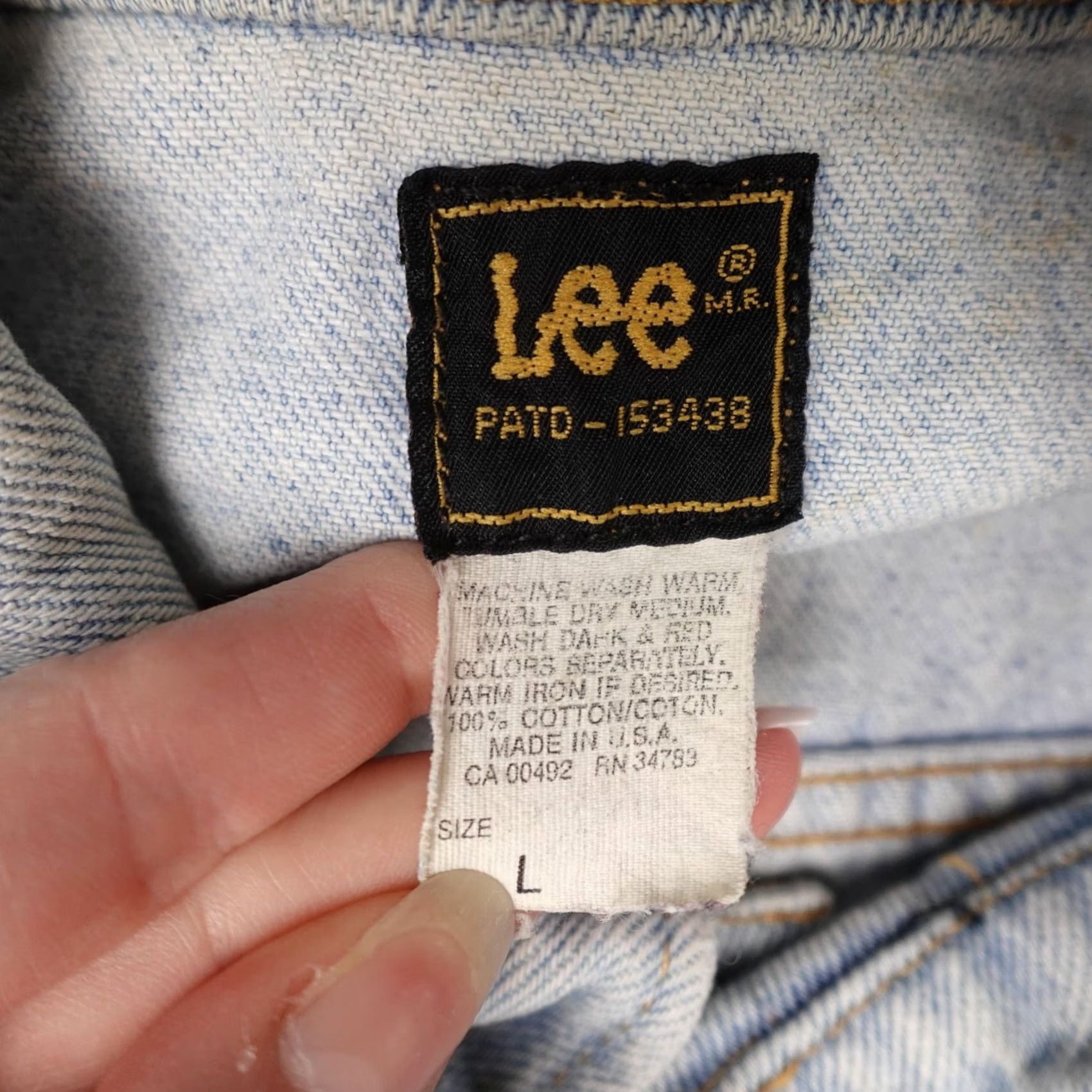 Lee VINTAGE Lee Jacket Mens Large Blue Denim Trucker Made In USA PATD-153438 70s 80s Size US L / EU 52-54 / 3 - 2 Thumbnail