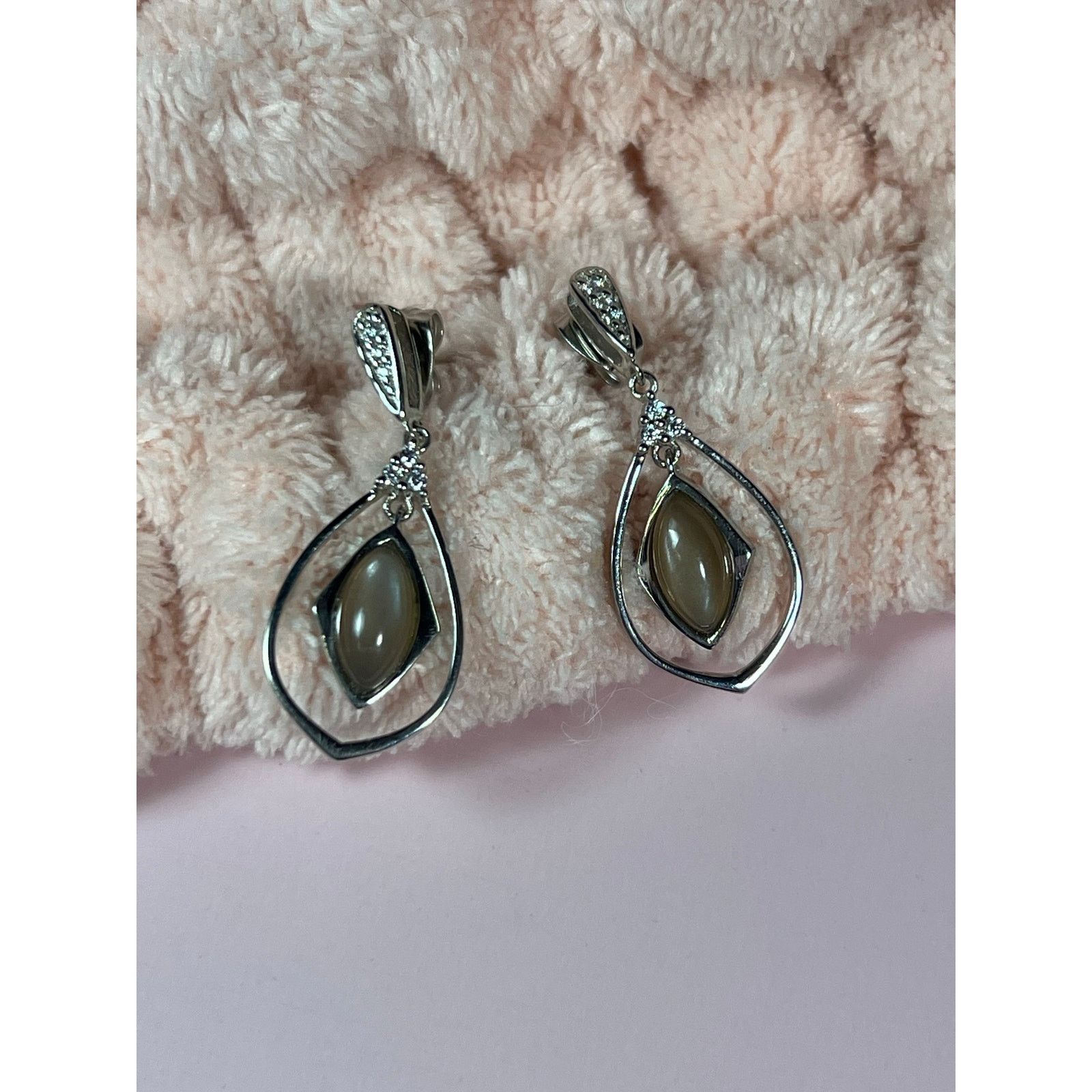 Jewelry Hespera Moonstone Earrings in Silver, Women's