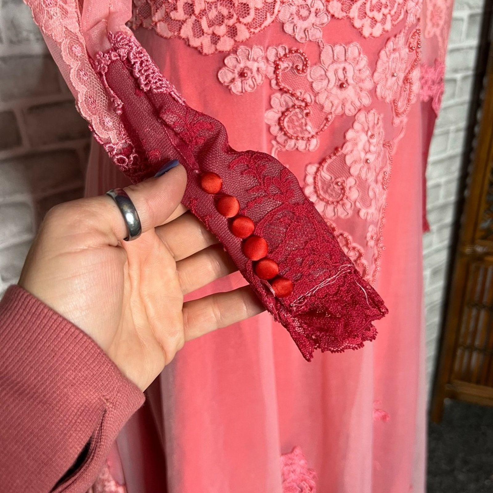 Vintage 70s Victorian illusion lace ruffle pink red wedding dress Size M / US 6-8 / IT 42-44 - 5 Thumbnail