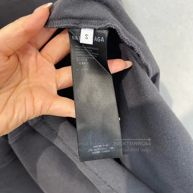 Balenciaga Balenciaga Grey Short Sleeve T-Shirt with Cola Wave Logo Size US S / EU 44-46 / 1 - 4 Thumbnail
