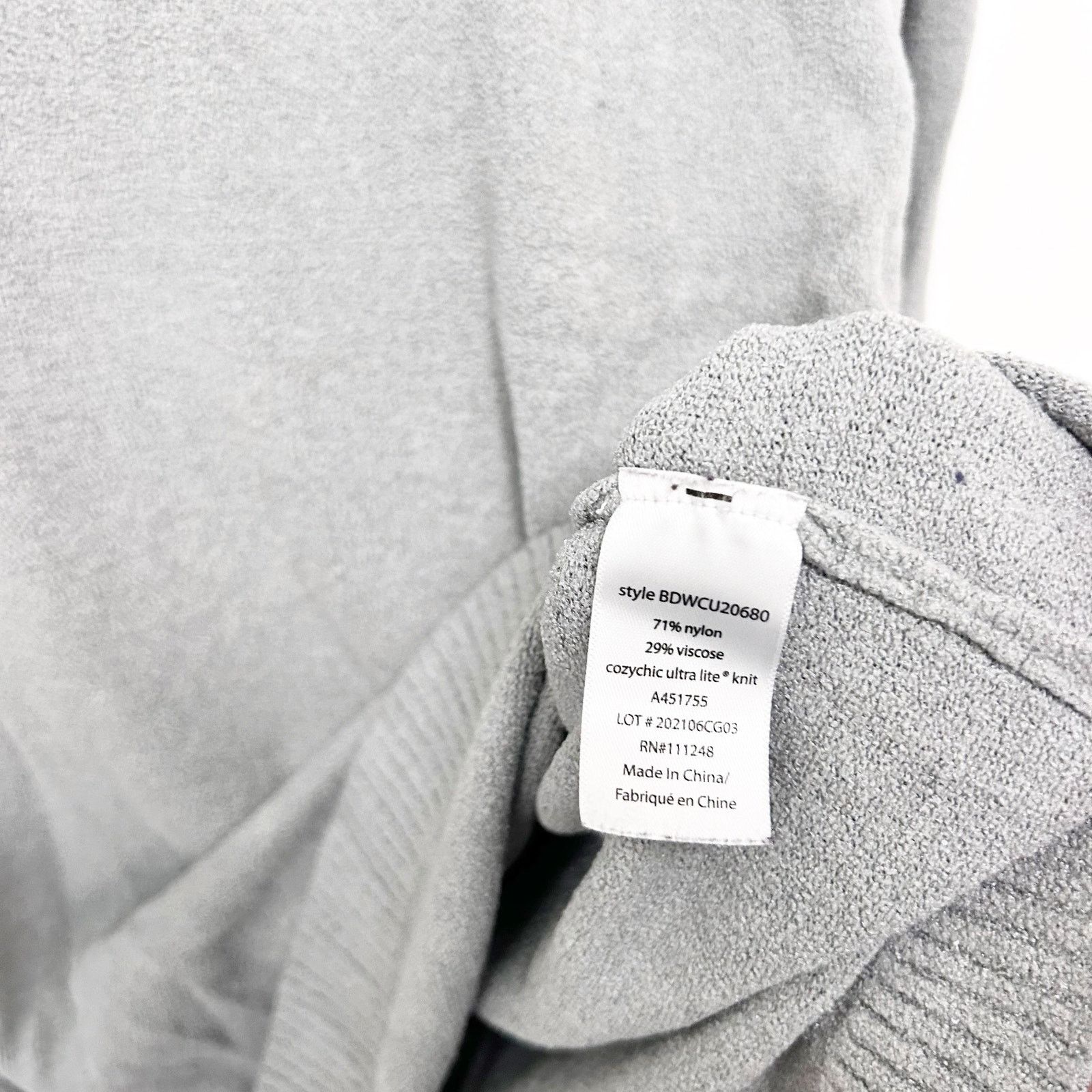 Other Barefoot Cozy Chic Ultra Light Gray Cowl Neck Sweater Sz M Size M / US 6-8 / IT 42-44 - 3 Thumbnail
