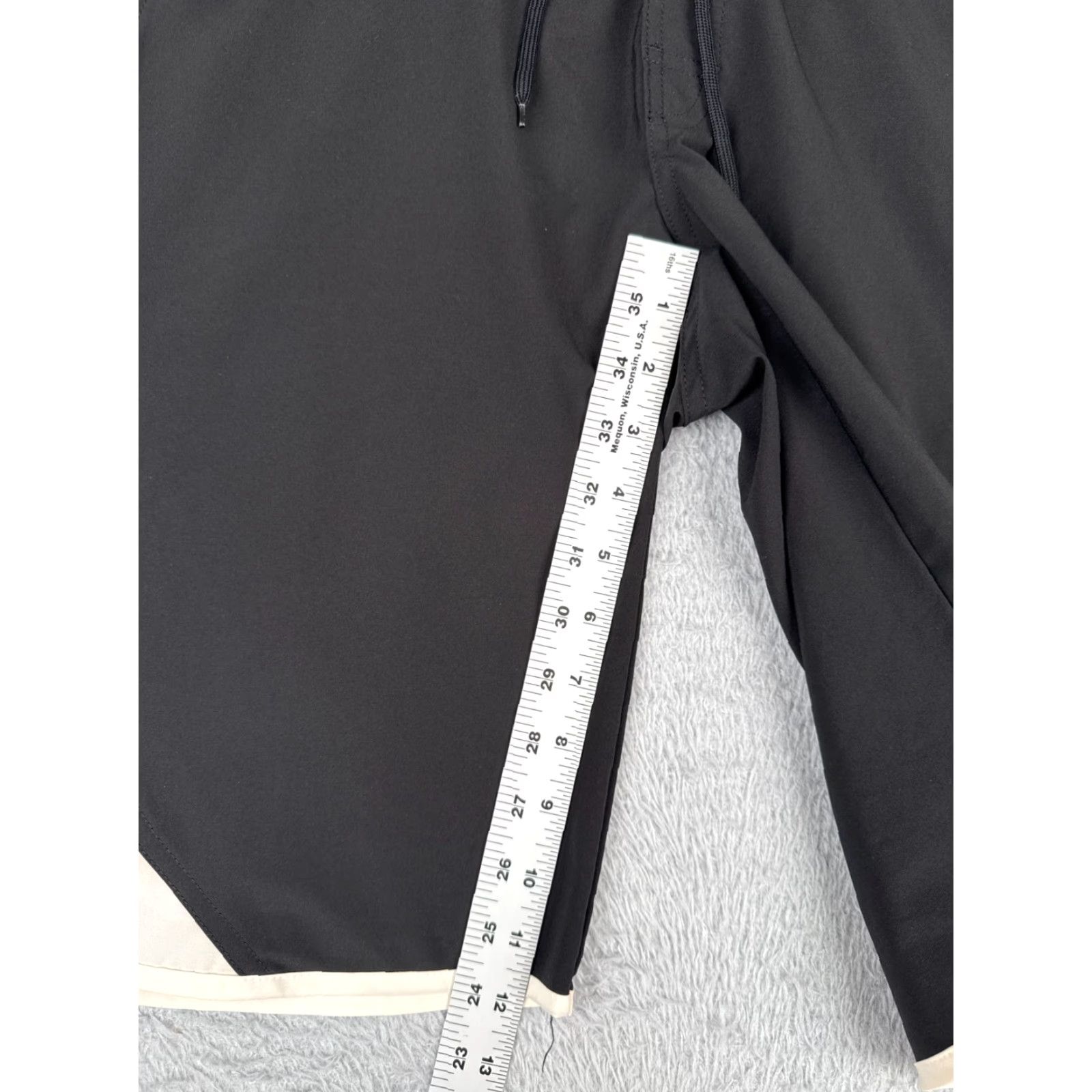 The North Face The North Face Shorts Womens 8 Black White Apex Series Board Short Style 12" Size 30" / US 8 / IT 44 - 6 Thumbnail