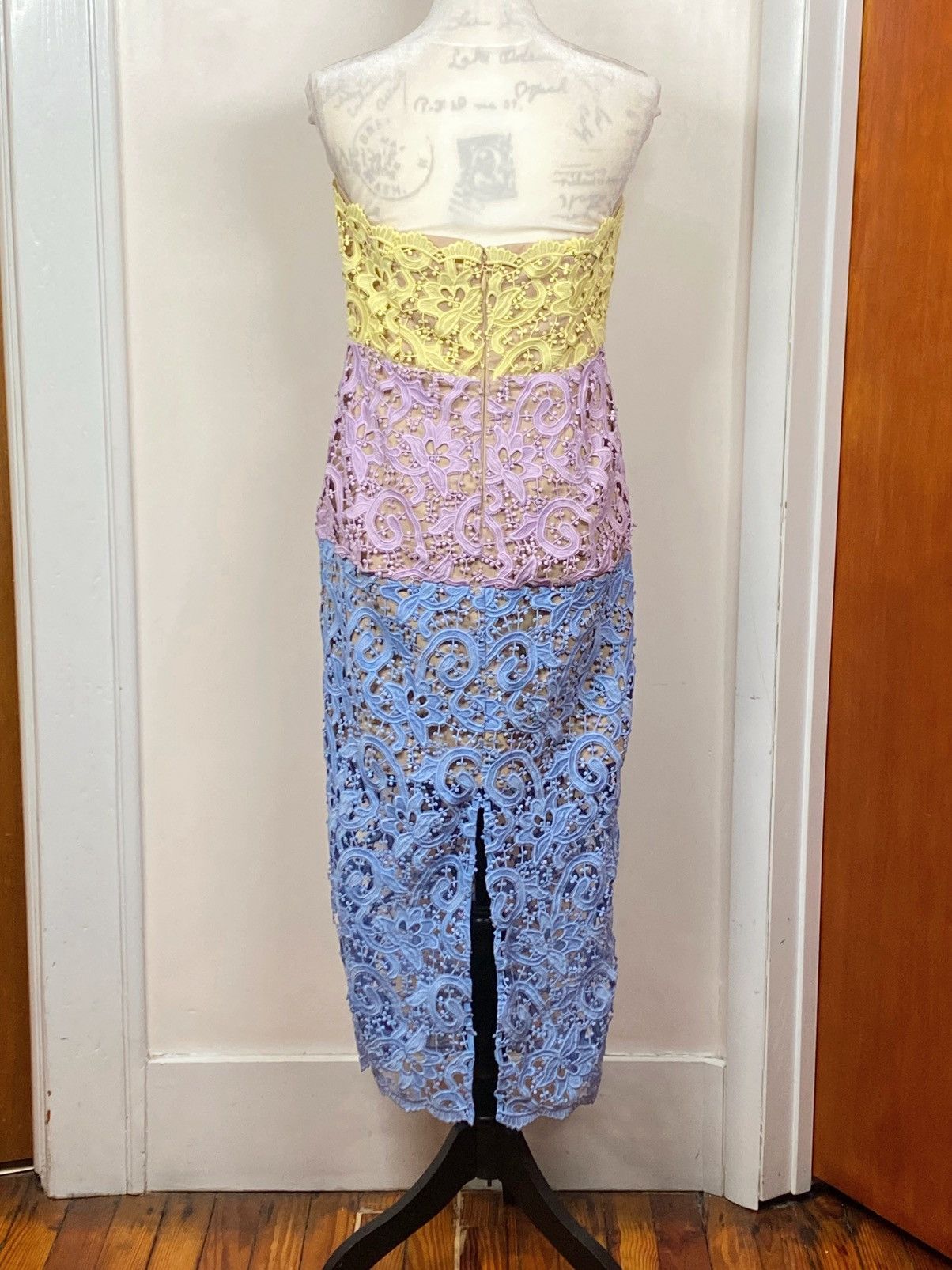MILLY Milly Kait Colorblocked Lace Cocktail Dress size 10 Size L / US 10 / IT 46 - 9 Thumbnail