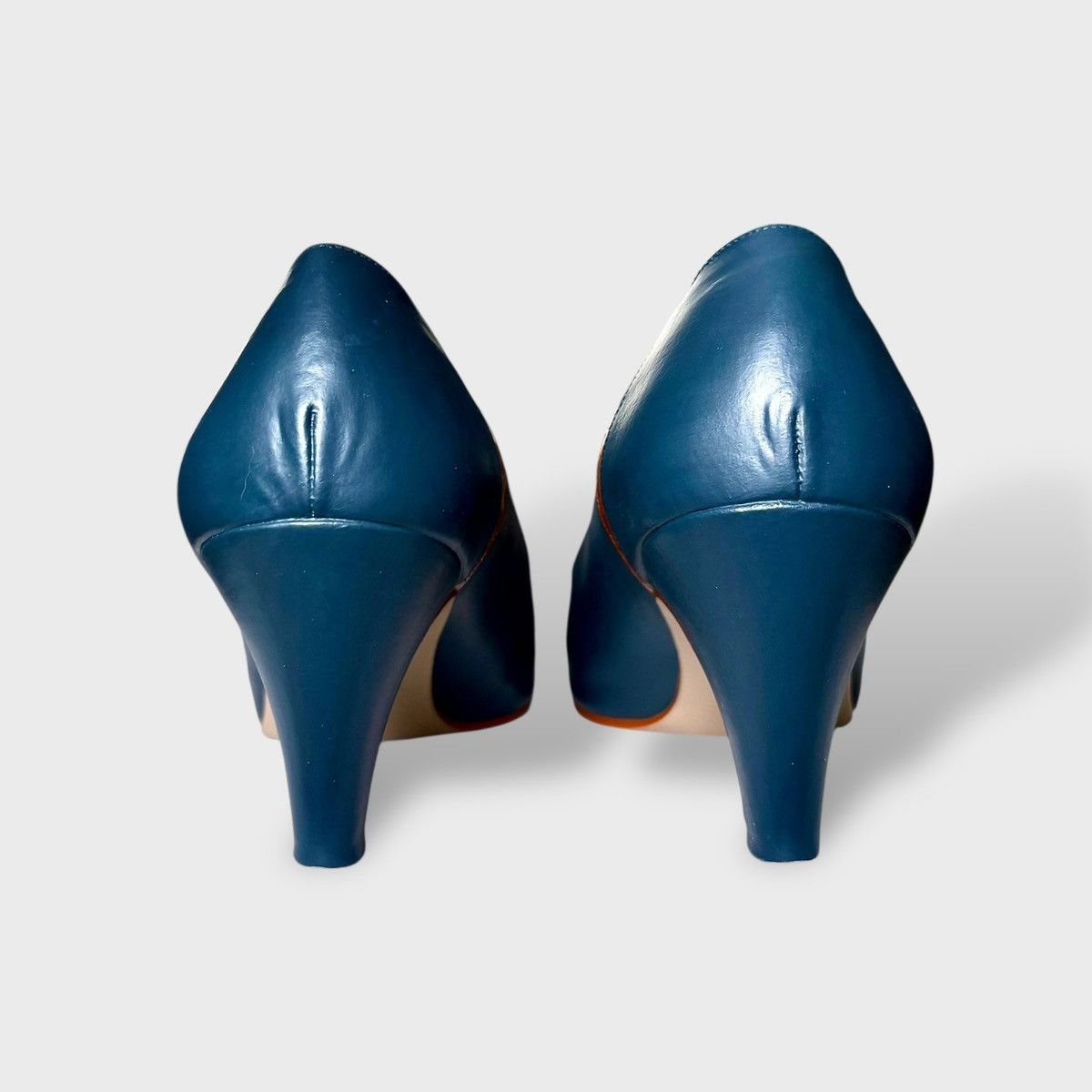 Salvatore Ferragamo Ferragamo Women’s Teal Green Brown Classic Heels Sz 7.5D Size US 7.5 / IT 37.5 - 9 Thumbnail