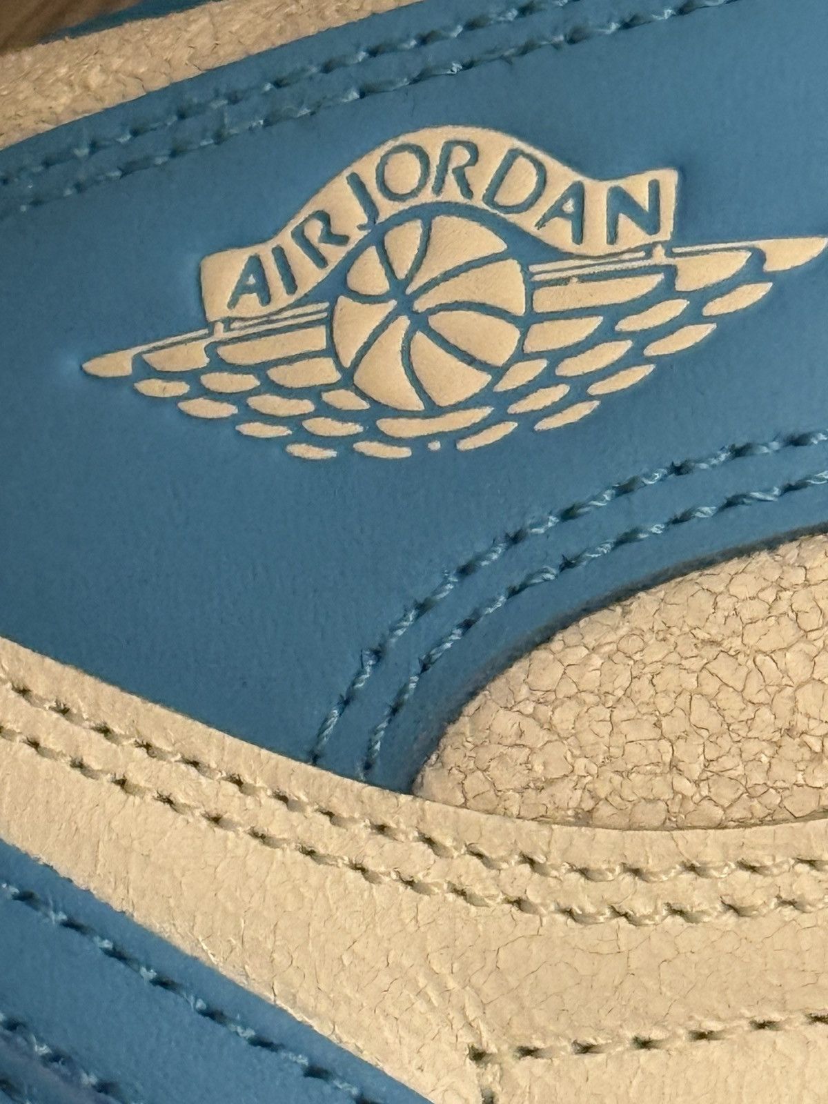 Jordan Brand Jordan 1 UNC Size US 6 / EU 39 - 10 Thumbnail
