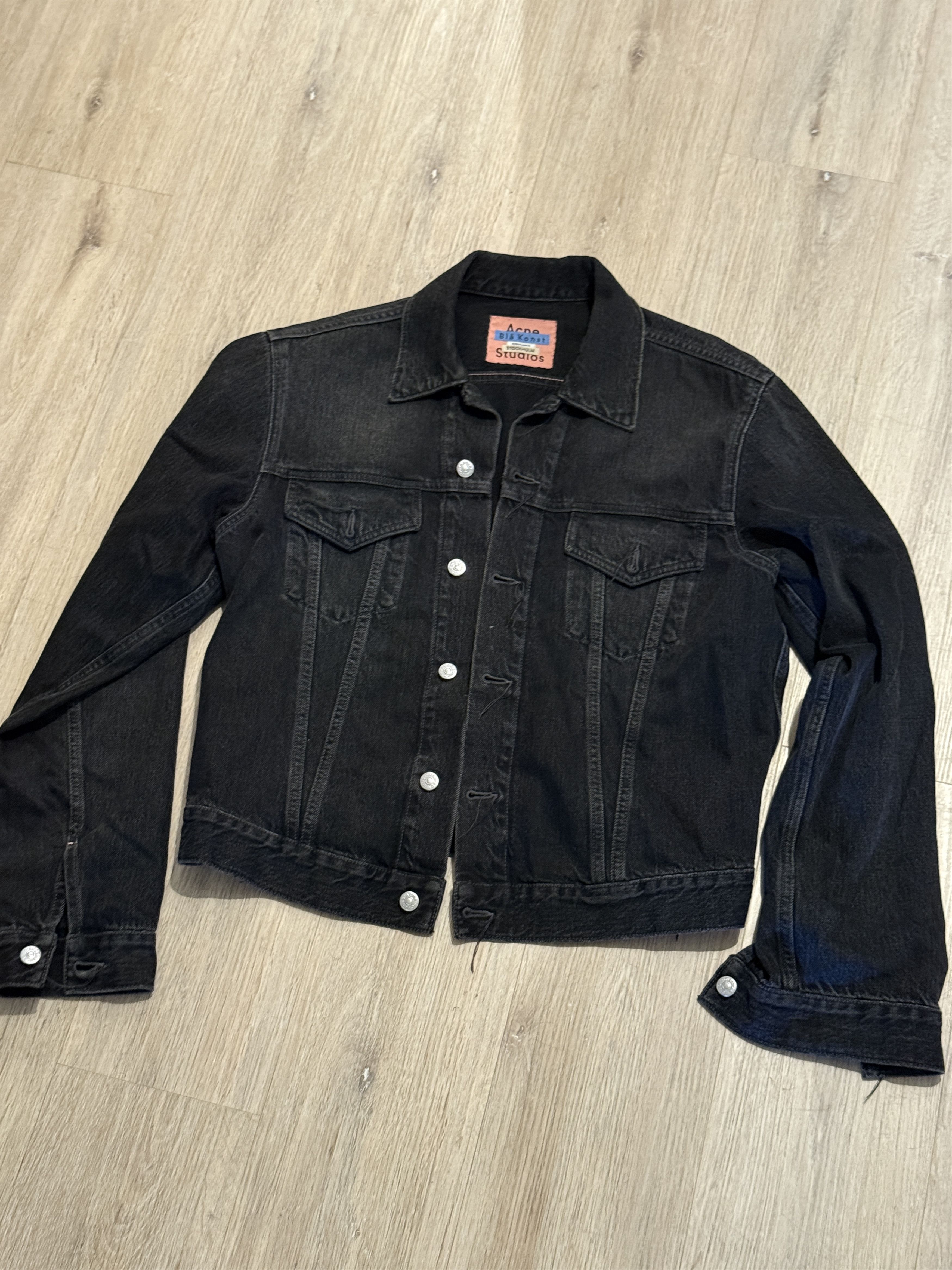 Acne Studios **NEED GONE** Acne Studios Bla Konst Cloud