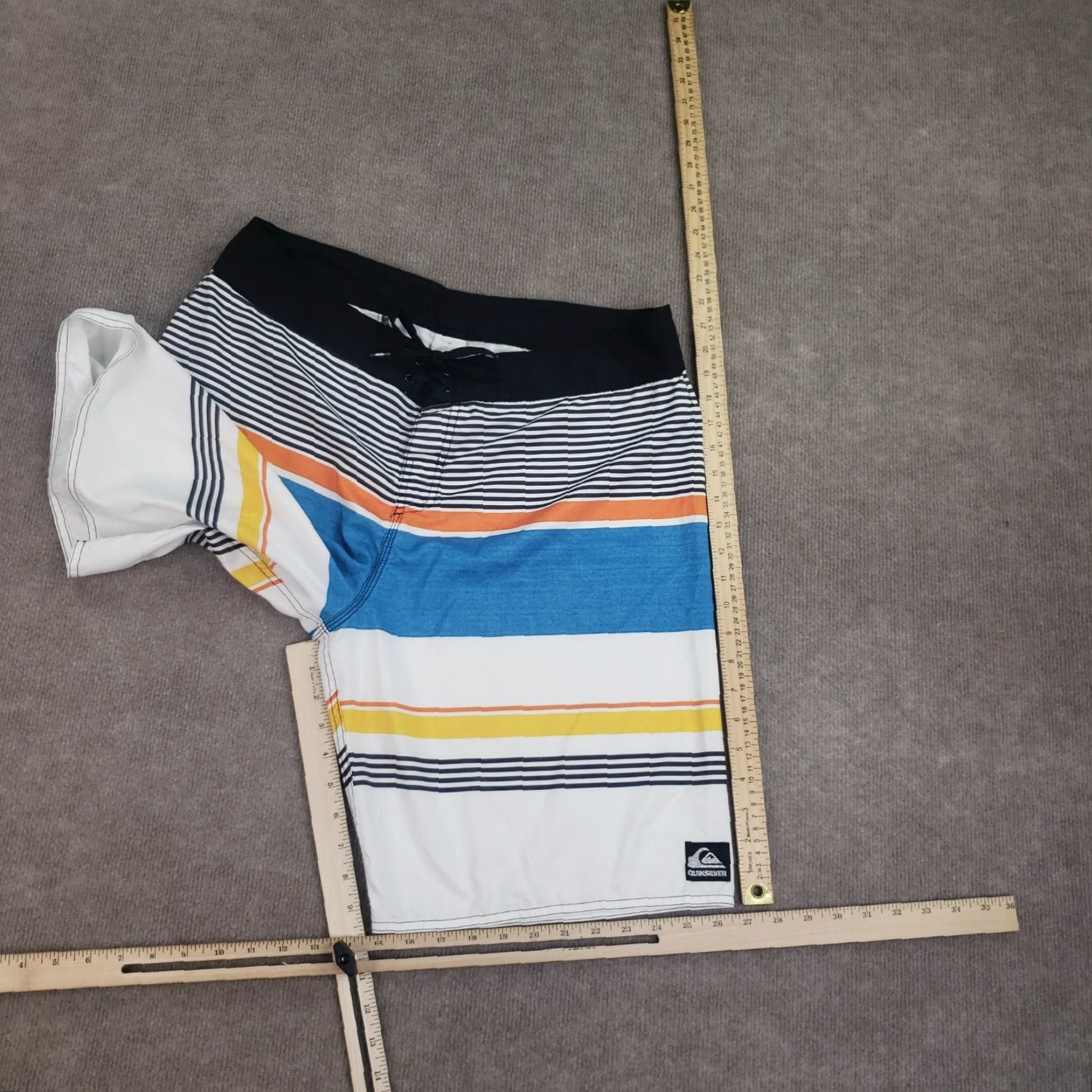 Quiksilver Quiksilver Mens Board Shorts 36 Multicolor Swim Trunks 7.5 inch Inseam Size US 36 / EU 52 - 2 Thumbnail