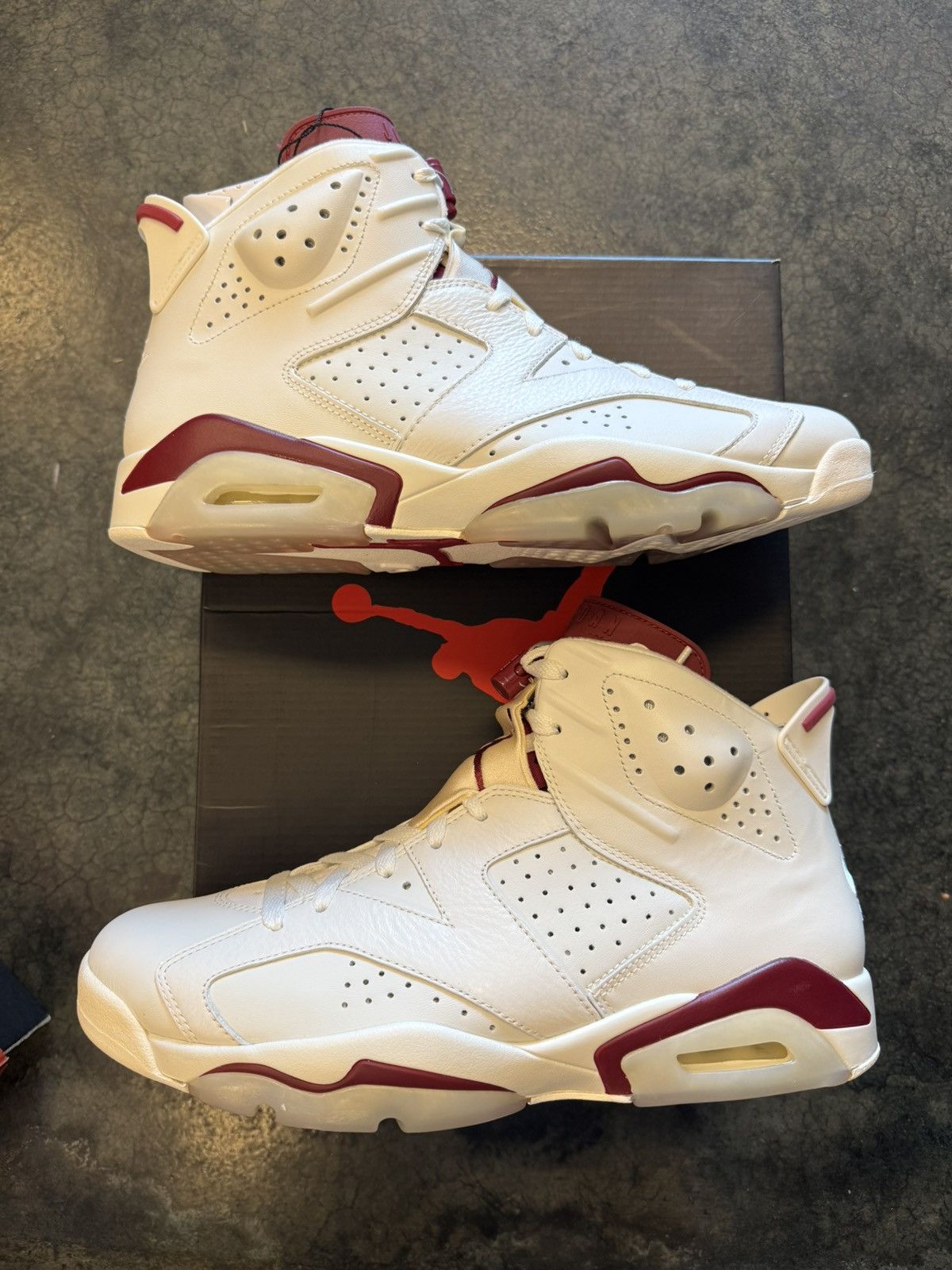 Nike Jordan 6 Maroon (2015) Size US 11 / EU 44 - 1 Thumbnail