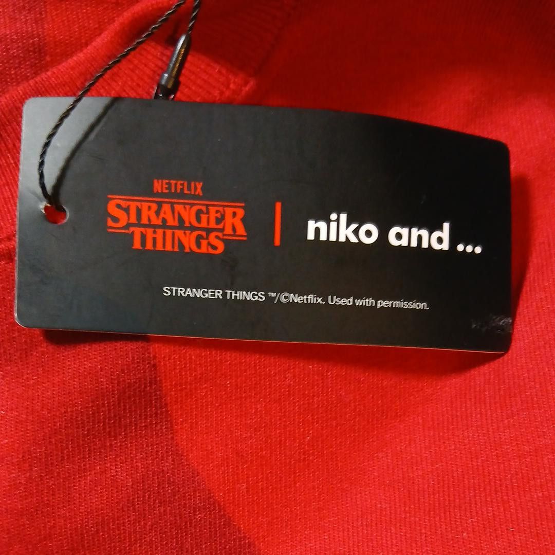 Other Netflix Stranger Things x "Niko and" Collab Retro T-Shirt M Size US M / EU 48-50 / 2 - 5 Thumbnail