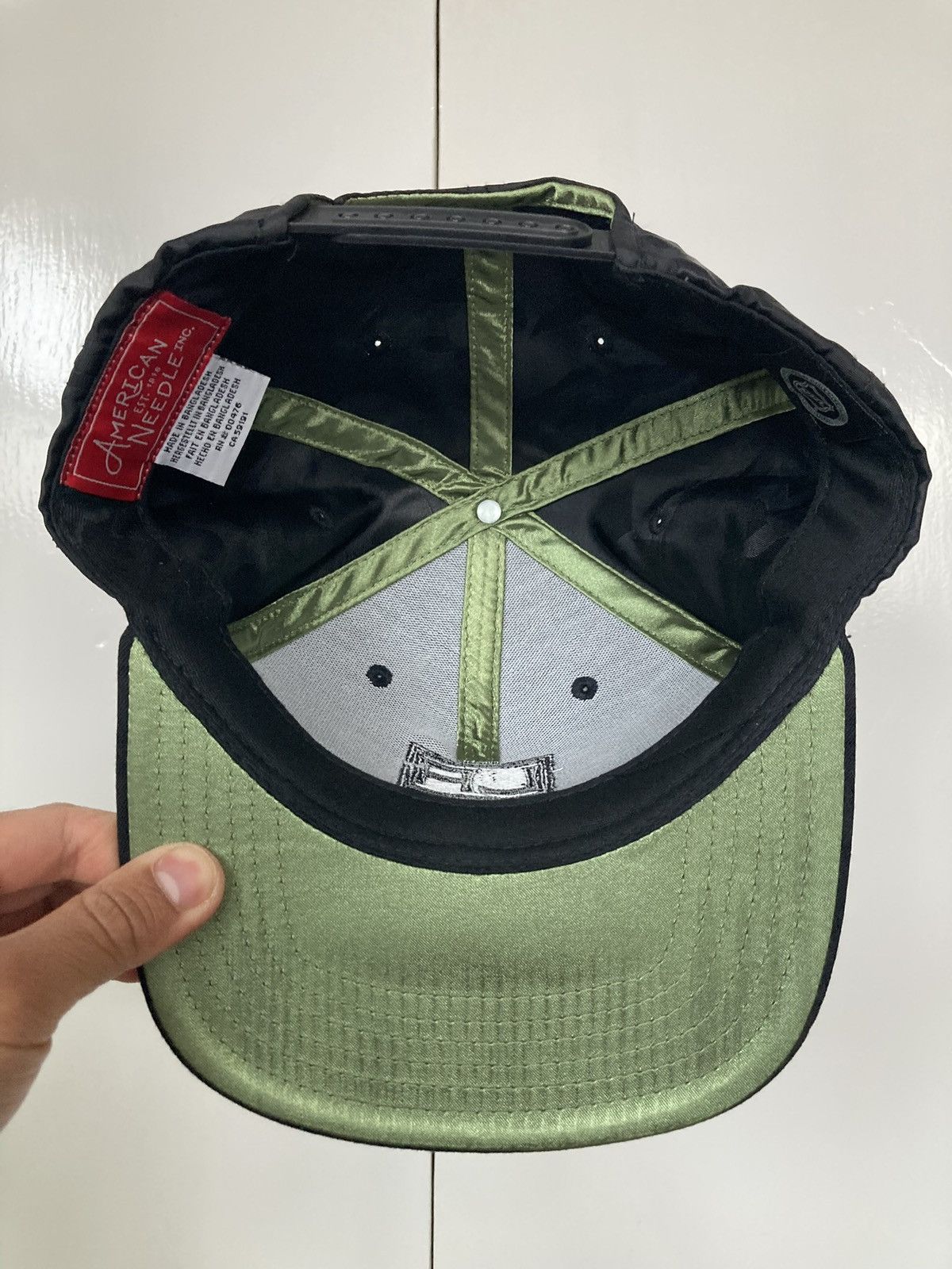 American Needle LOS ANGELES KINGS CAMO AMERICAN NEEDLE SNAPBACK HAT CAP NHL Size ONE SIZE - 11 Thumbnail