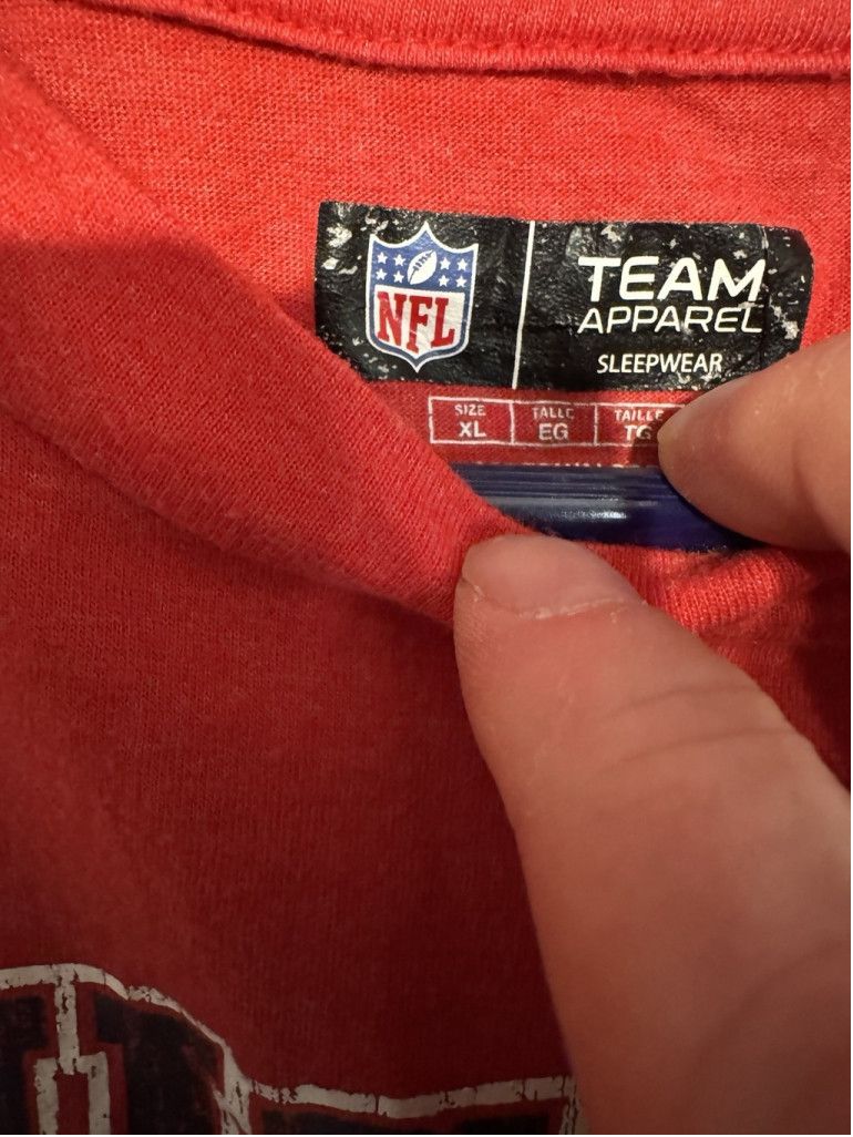 The Unbranded Brand Houston Texans Long Sleeve Tee Shirt Red Size Men's Size XL Size US XL / EU 56 / 4 - 4 Thumbnail