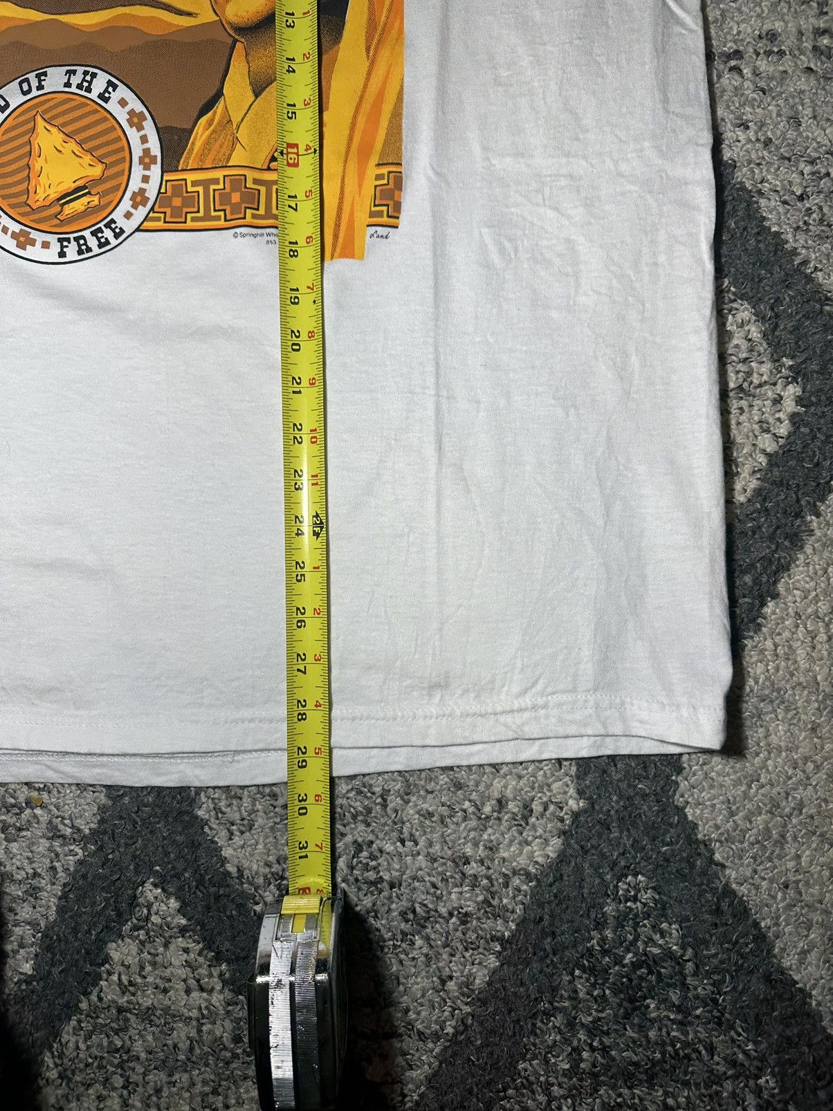 Vintage Vintage 90s Native American Land Of the Free arrow head tee Size US XL / EU 56 / 4 - 8 Thumbnail