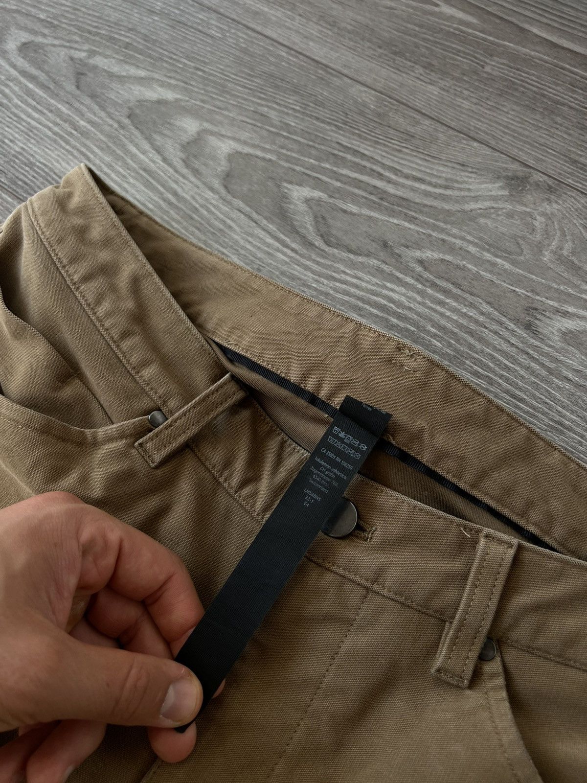 Lululemon Rare Lululemon Logo Secret Pocket Reflective Selvage Pants Size US 33 - 19 Thumbnail