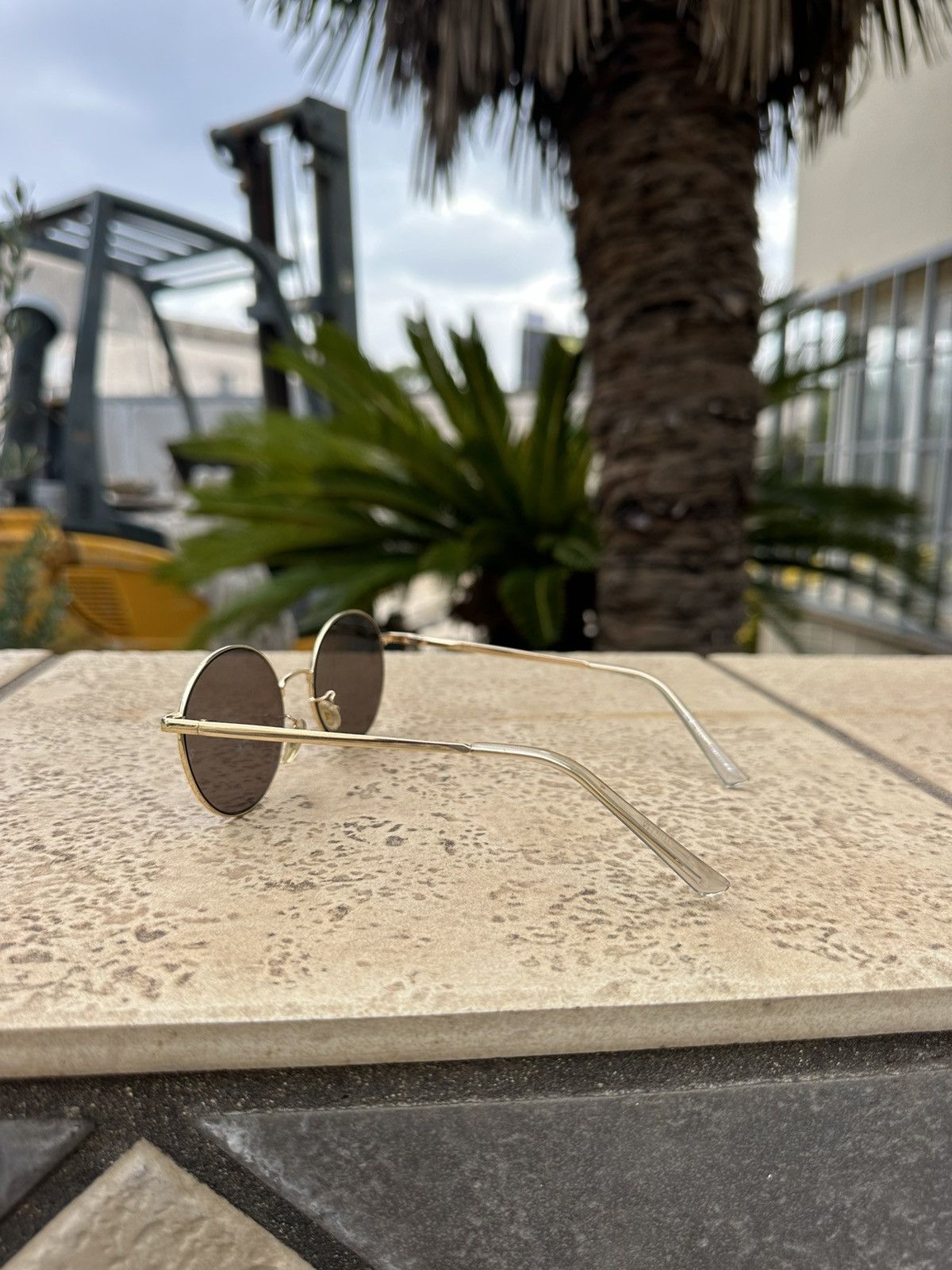 RayBan RayBan Gold Sunglasses 553 Size ONE SIZE - 4 Thumbnail