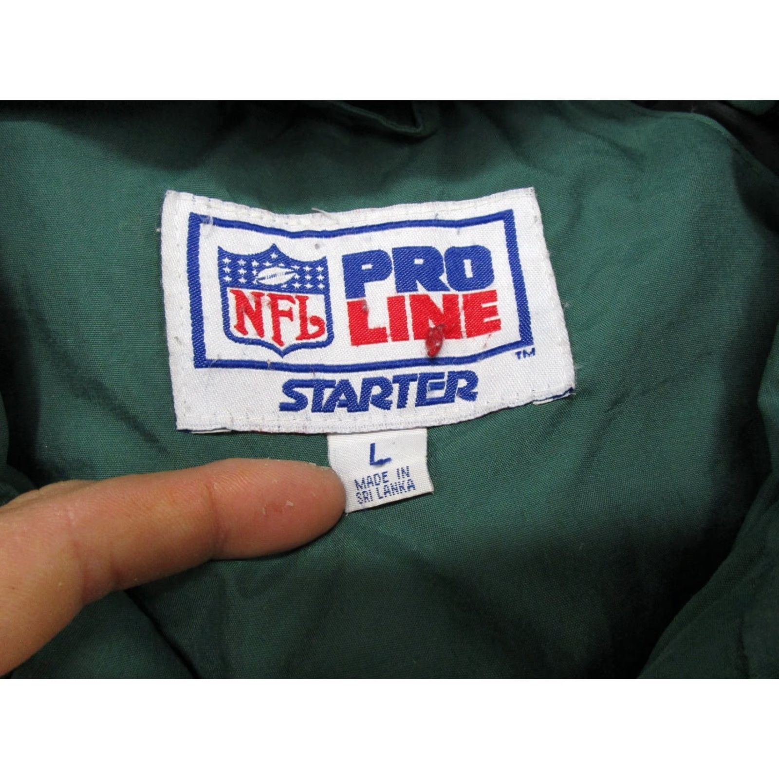 Starter VINTAGE Starter Pro Line Puffer Jacket Green Bay Packers NFL Size L Men Jackets Winter Green Quilted Logo Zip Down Filled Nylon Racing Football Gifts Size US L / EU 52-54 / 3 - 2 Thumbnail