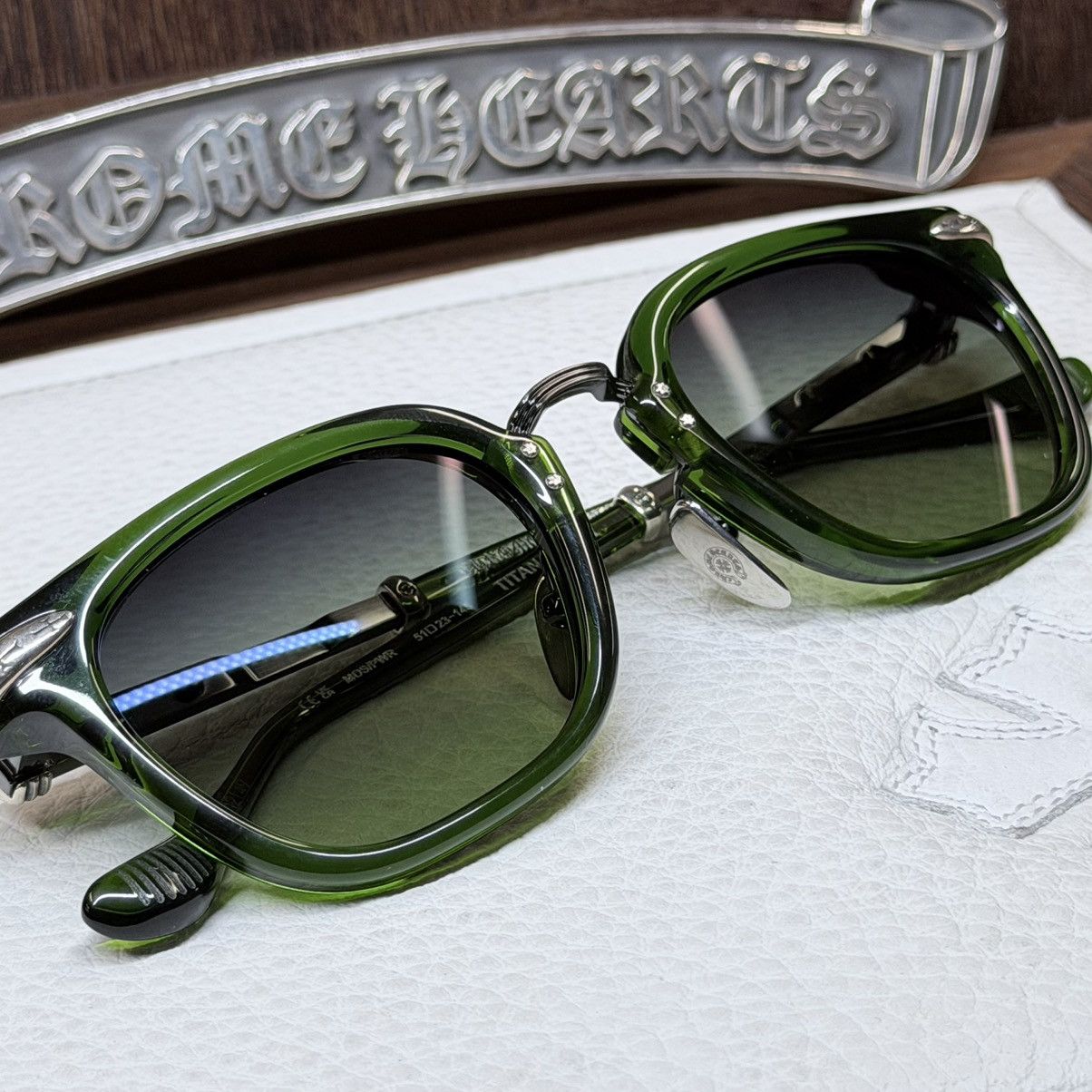 Chrome Hearts Chrome Hearts Titanasluvr 1/1 Sunglasses Size ONE SIZE - 11 Thumbnail