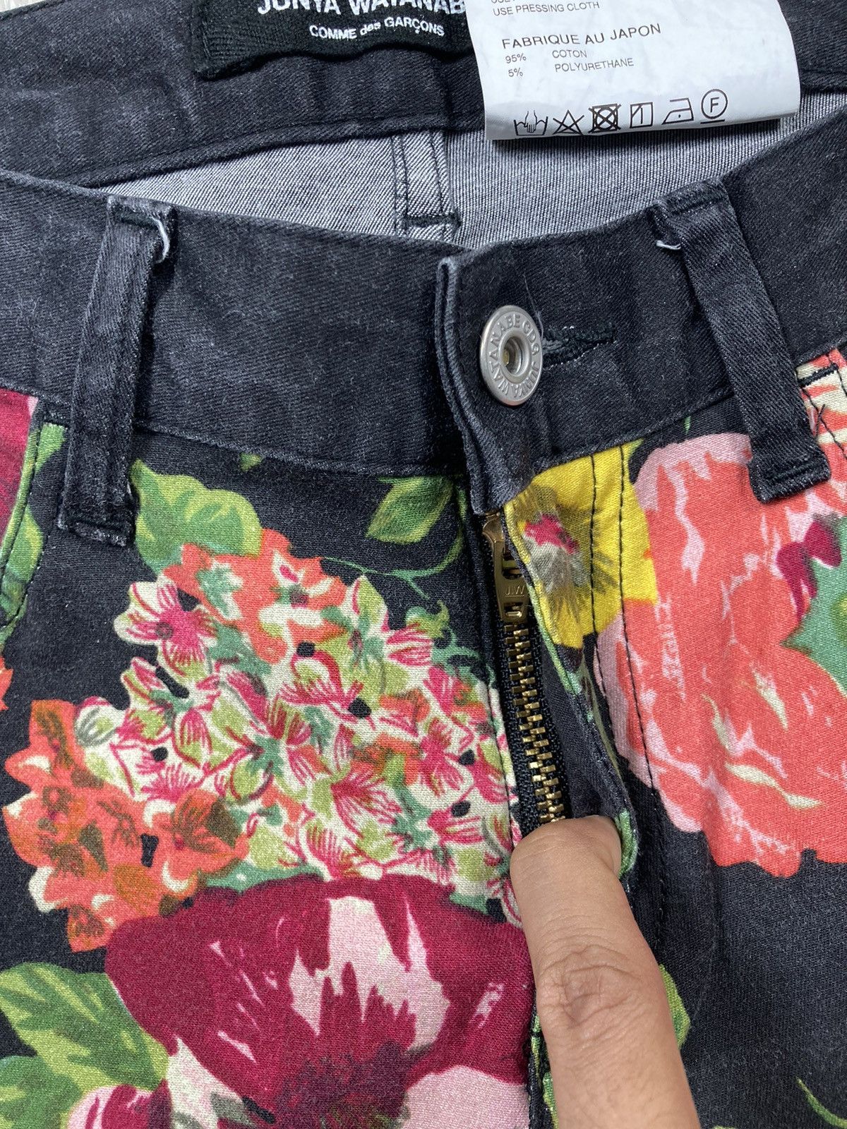 Comme des Garcons × Junya Watanabe AD2018 Runway Junya Watanabe Comme Des Garcons Floral Pant Size 28" / US 6 / IT 42 - 10 Thumbnail