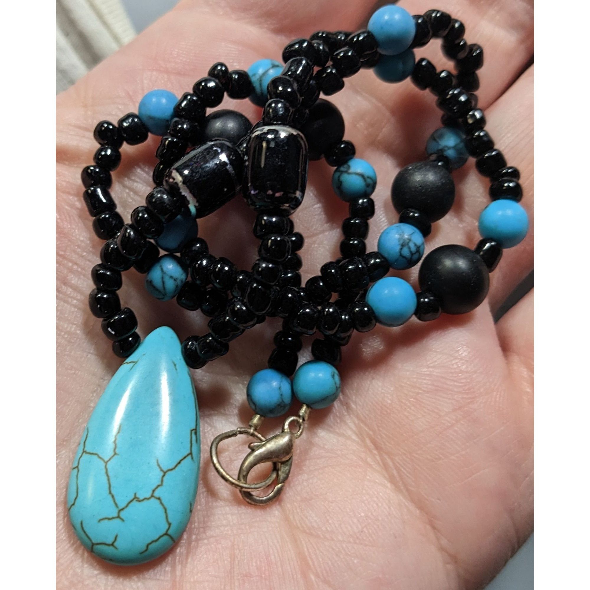 Other Turquoise & Black Beaded Necklace W/ Teardrop Pendant Size ONE SIZE - 5 Thumbnail