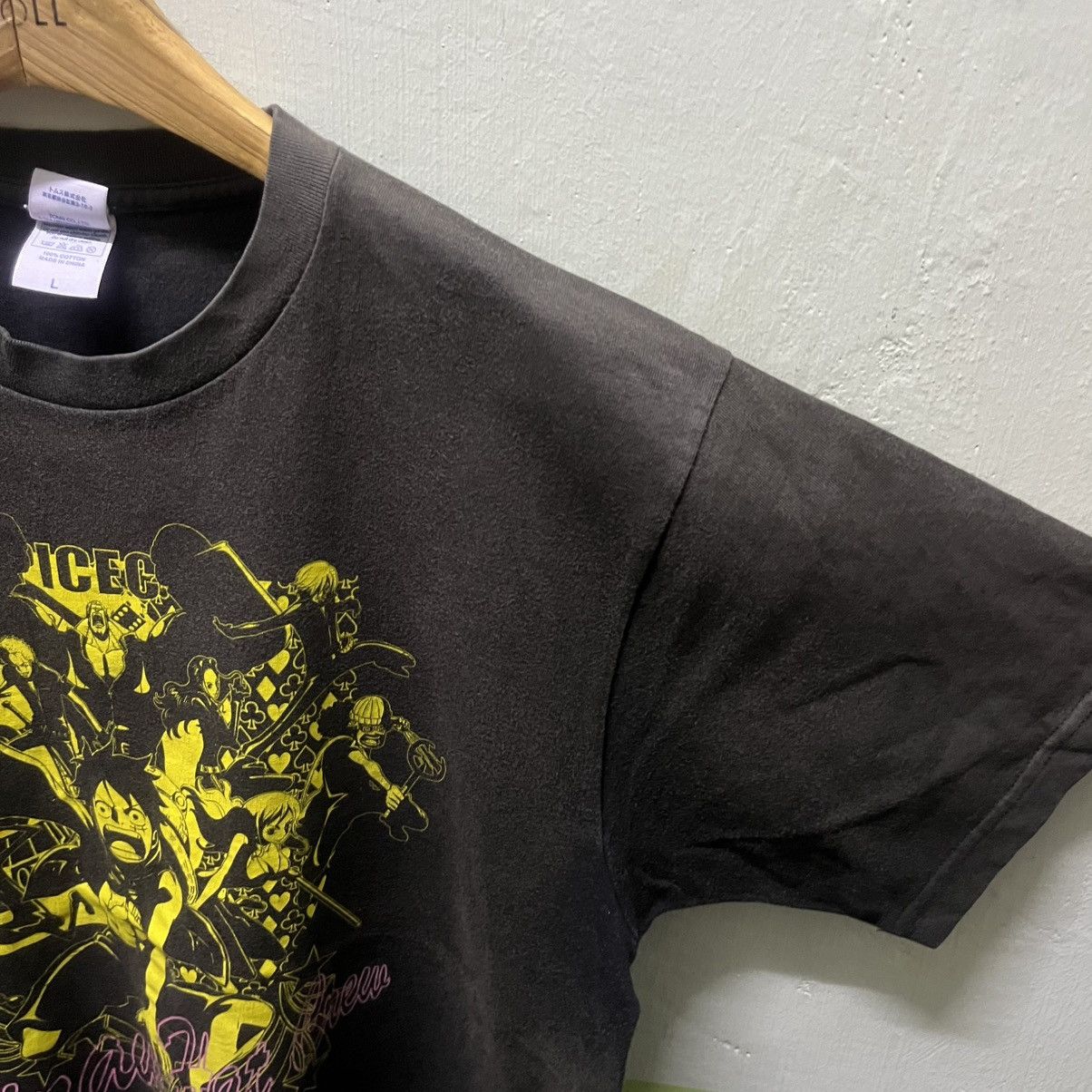 One Piece Sunfaded One Piece StrawHat Crew Gold Film Tees Size US M / EU 48-50 / 2 - 4 Thumbnail