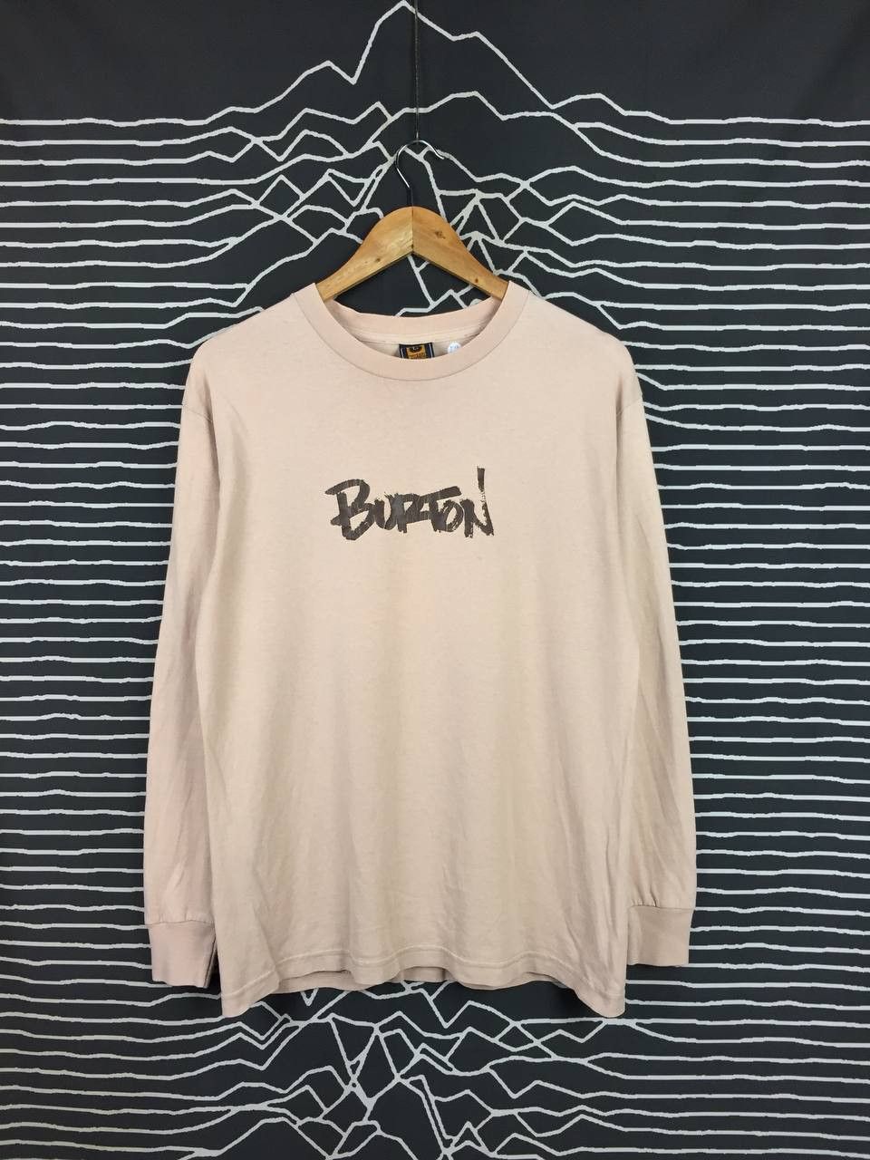 Burton Vtg Burton Snowboards Script Logo Long Sleeve Tee Size US M / EU 48-50 / 2 - 2 Thumbnail