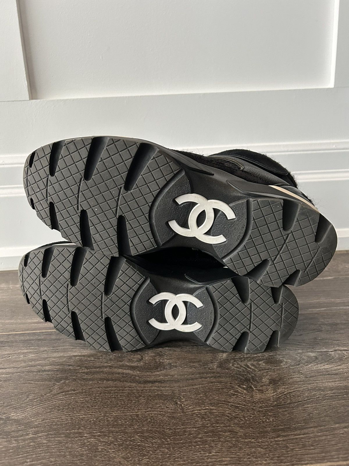 Chanel Chanel Tweed High Top Sneakers Size US 9 / EU 42 - 5 Thumbnail