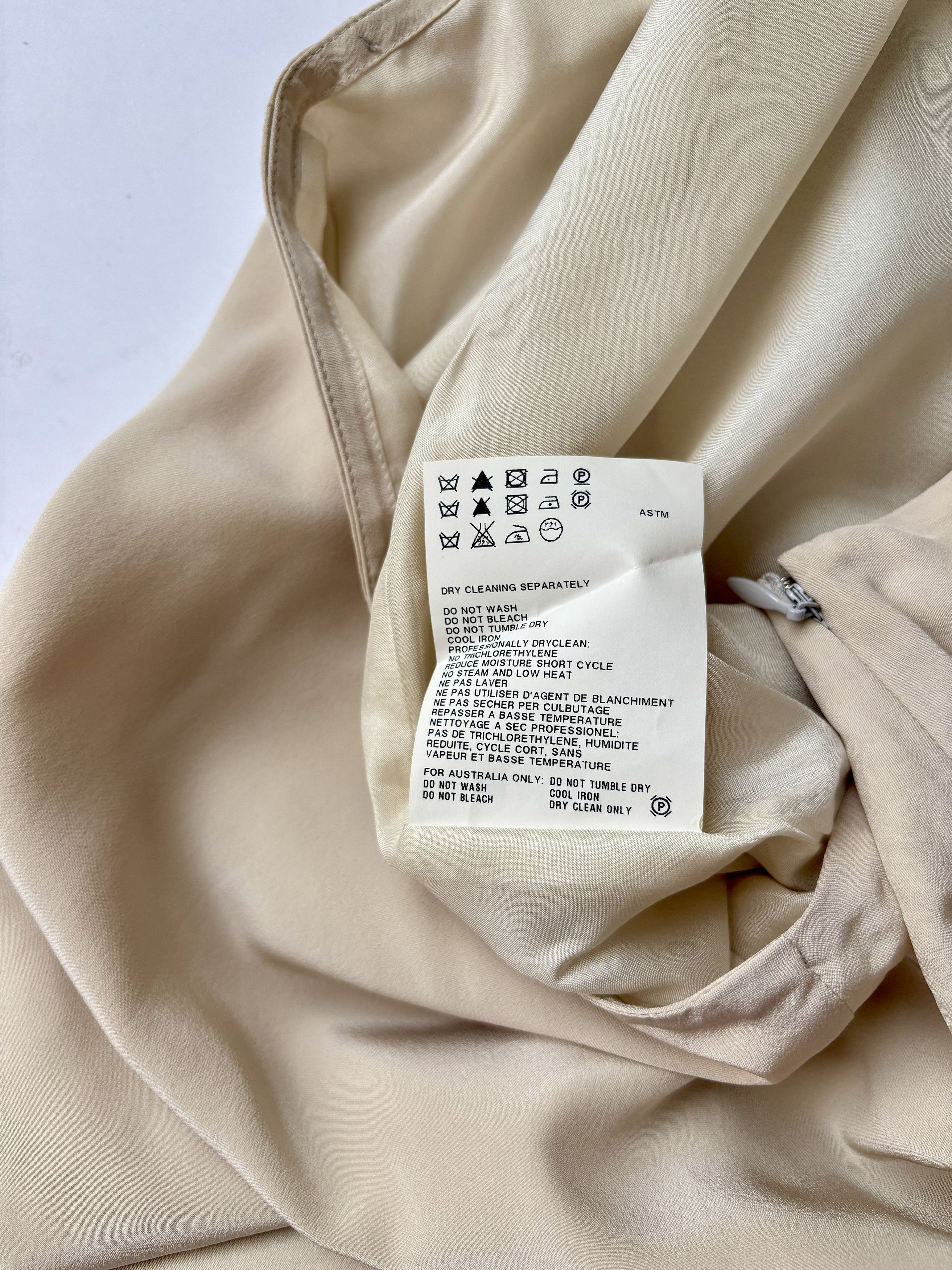 Jil Sander ⚡️QUICK SALE⚡️Jil Sander Beige Silk Skirt Size 32" / US 10 / IT 46 - 5 Thumbnail