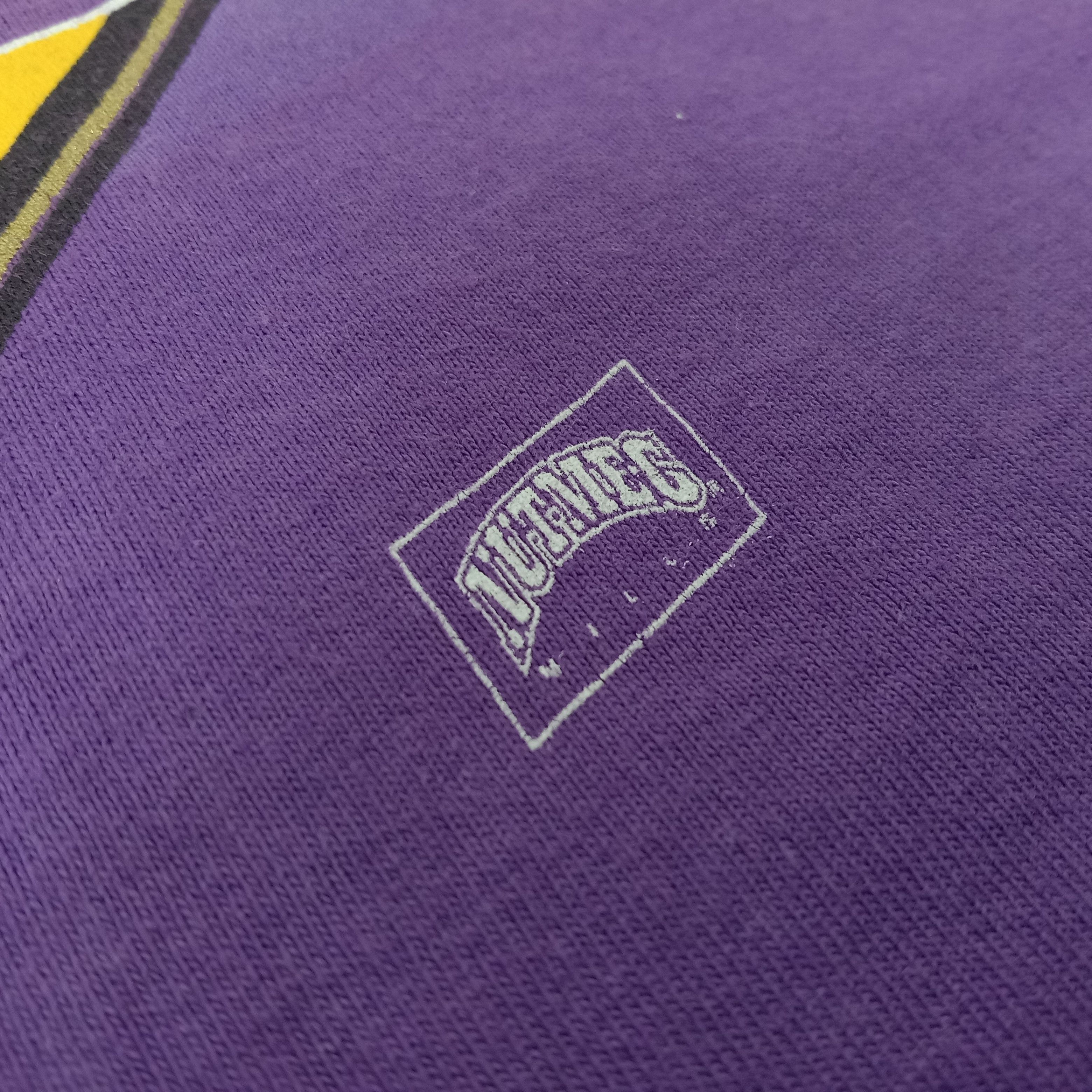 NBA × Vintage Los Angeles Lakers NBA American Basketball Tshirt Size US S / EU 44-46 / 1 - 4 Thumbnail