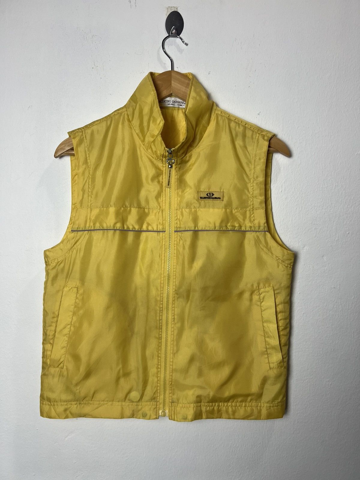 Valentino Vintage Valentino Gabbana Nylon Zip Up Vest Size US M / EU 48-50 / 2 - 1 Thumbnail