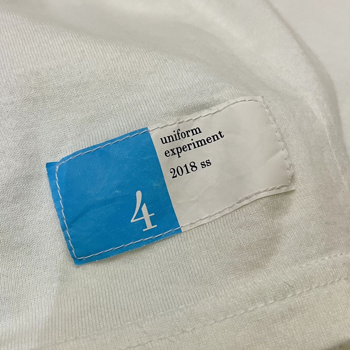 Hiroshi Fujiwara × uniform experiment Uniform Experiment Box Logo Tee SS18 | Hiroshi Fujiwara Size US L / EU 52-54 / 3 - 10 Thumbnail