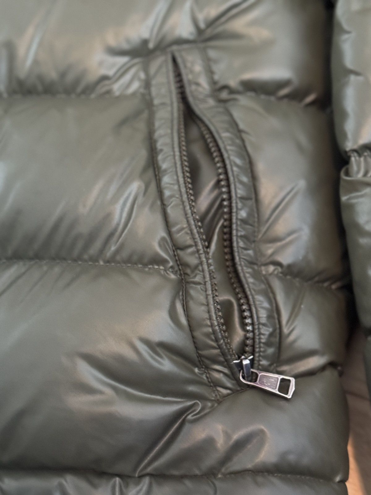 Moncler Moncler maya jacket size 2 army green Size US S / EU 44-46 / 1 - 3 Thumbnail