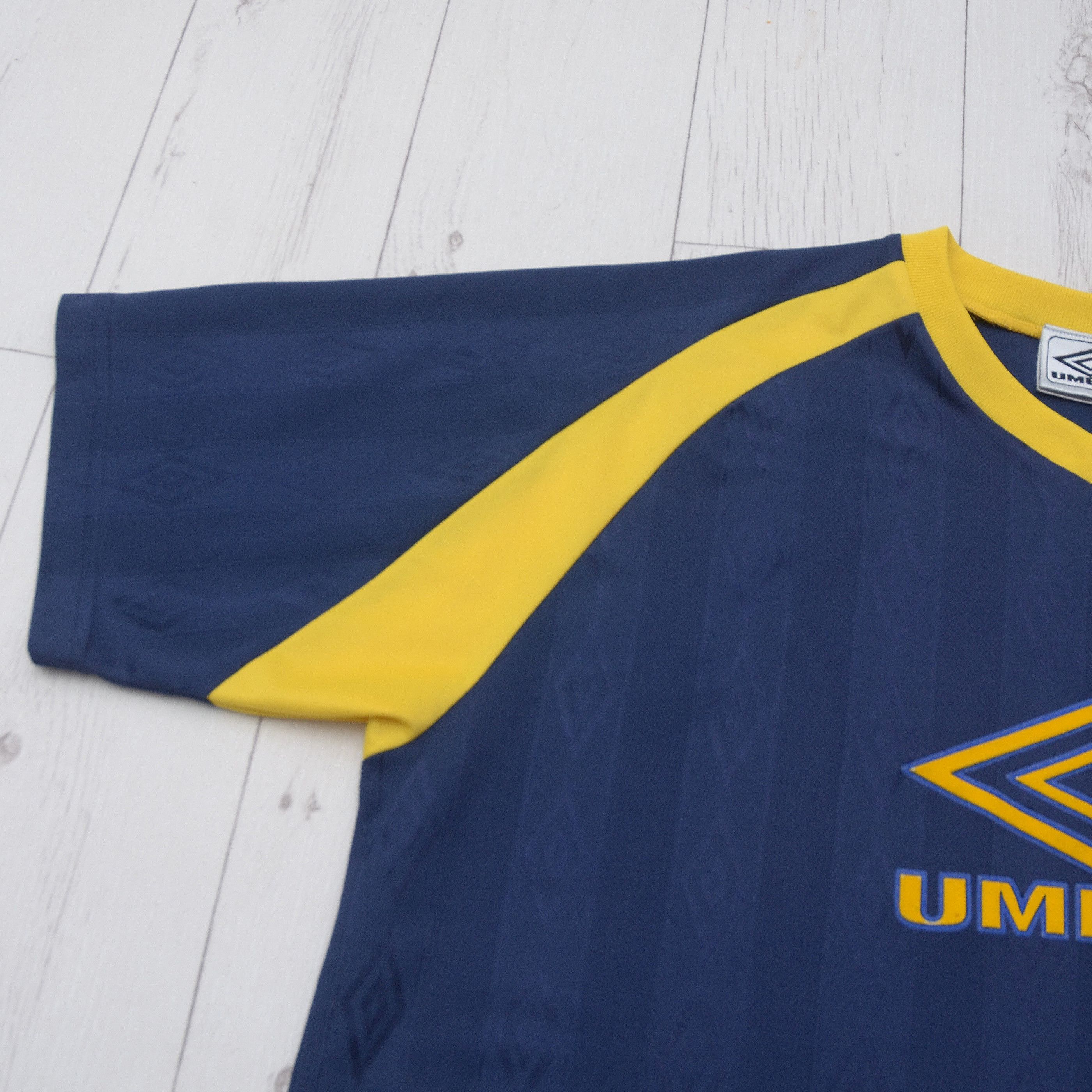 Umbro × Vintage Vintage Umbro Big logo Tee T-shirt Monogram 90`s Rare XL Size US XL / EU 56 / 4 - 4 Thumbnail