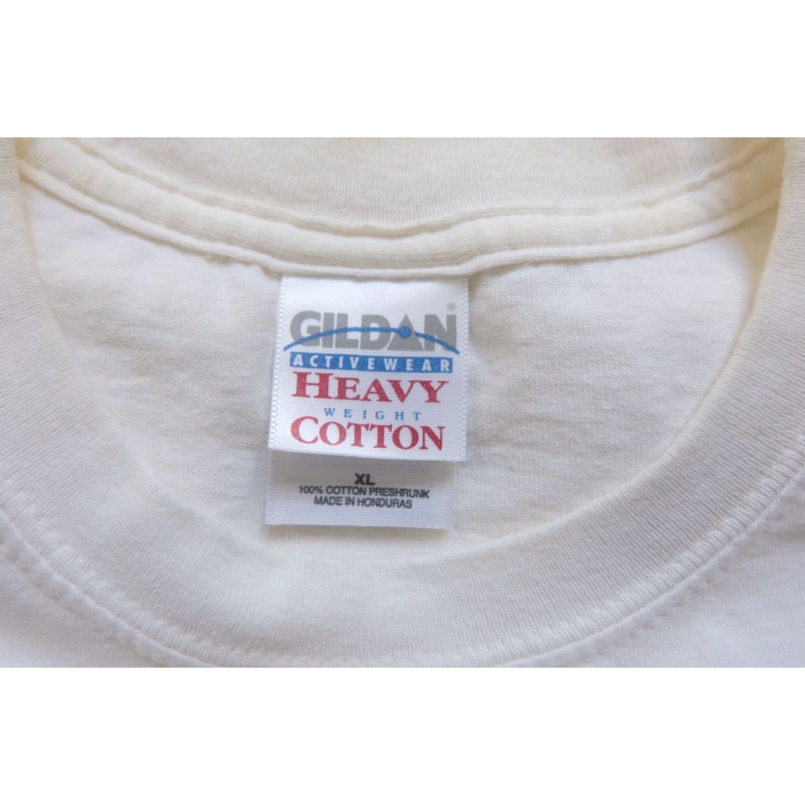 Gildan VINTAGE Gildan White T-Shirt Rocky Mountain Ski Snowboarding Graphic XL Men Size US XL / EU 56 / 4 - 6 Thumbnail