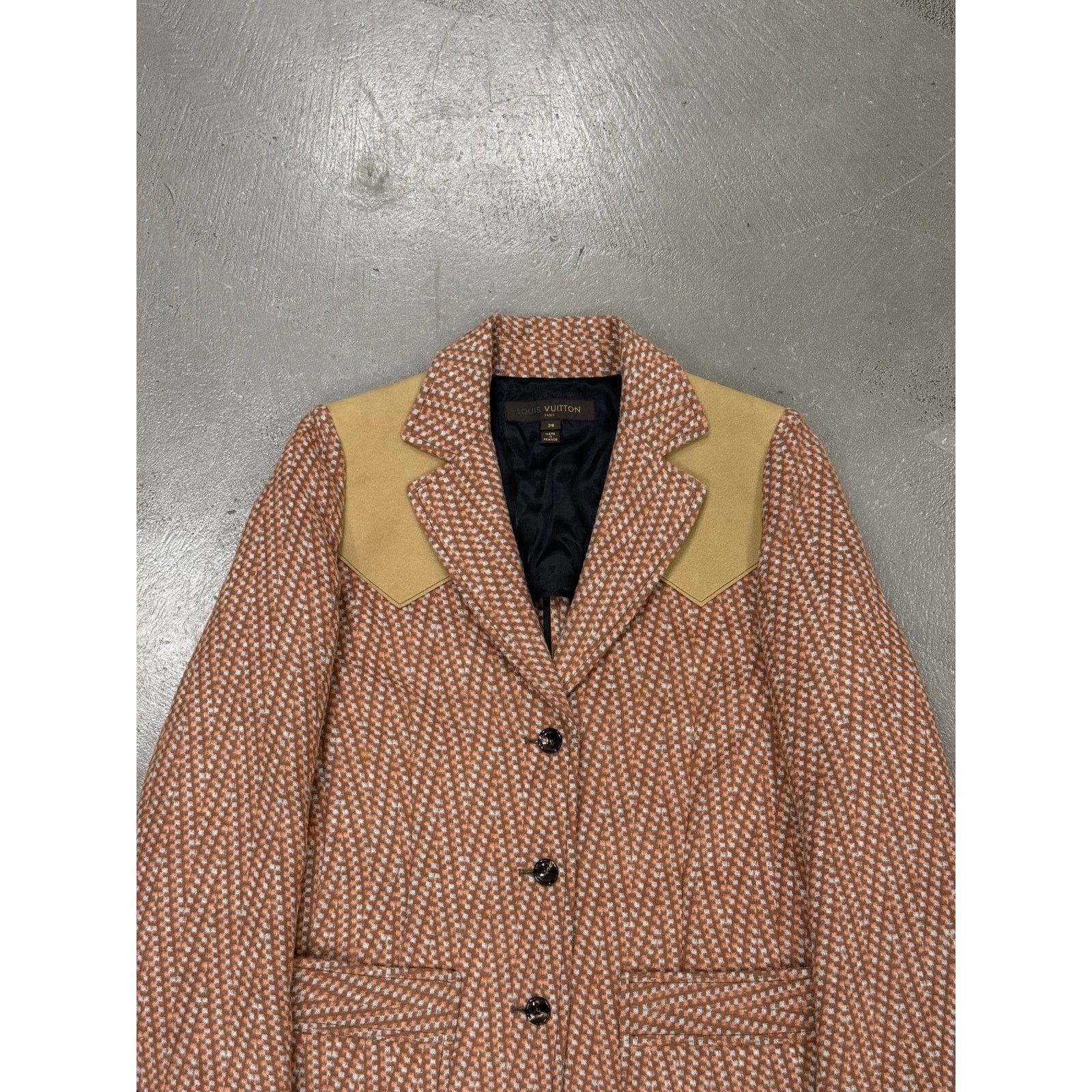 Louis Vuitton 2000s Louis Vuitton by Marc Jacobs houndstooth blazer jacket Size US M / EU 48-50 / 2 - 3 Thumbnail