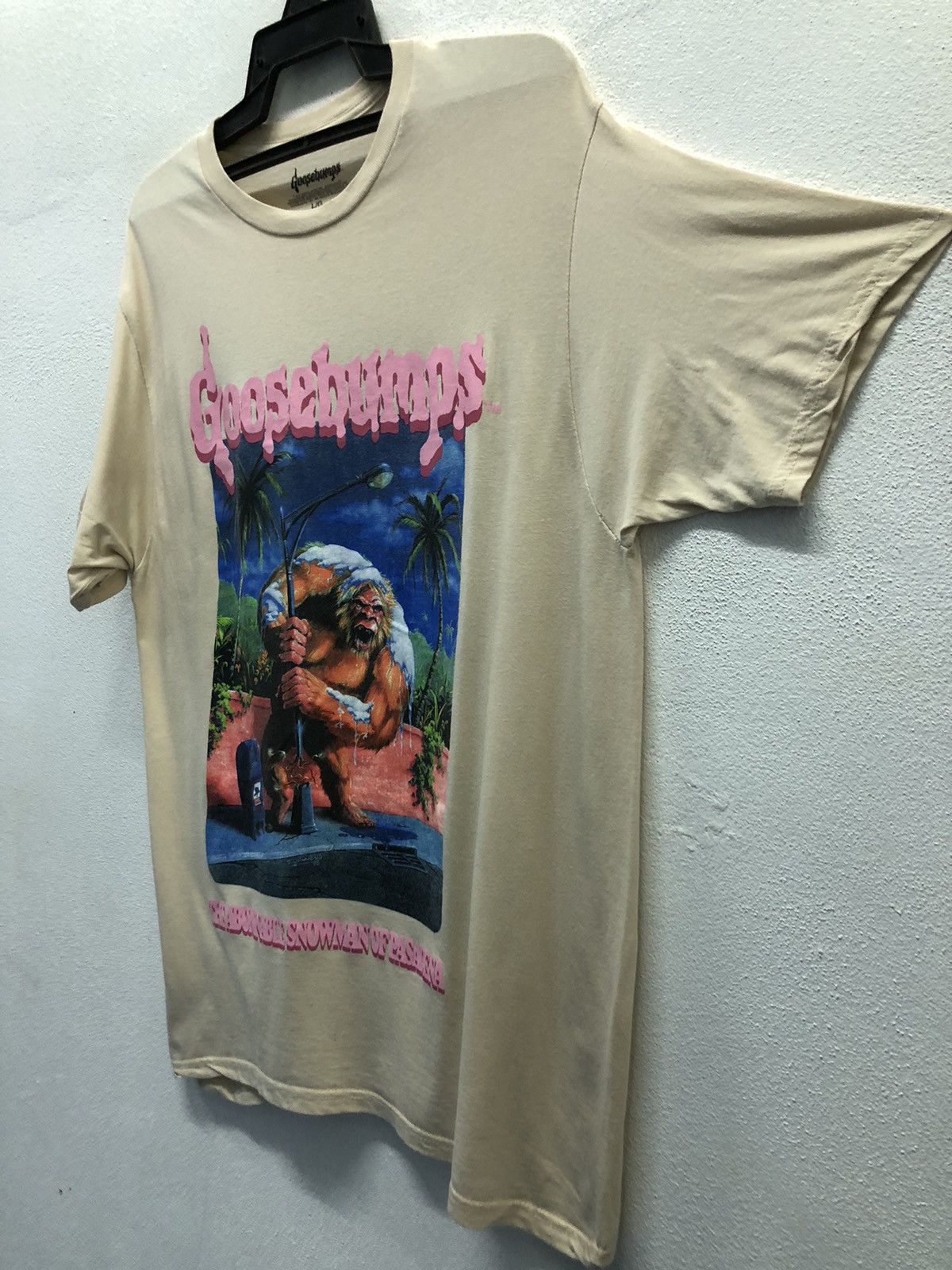 Vintage Vintage Goosebumps The Abominable Snowman Of Pasadena TShirt Size US L / EU 52-54 / 3 - 5 Thumbnail
