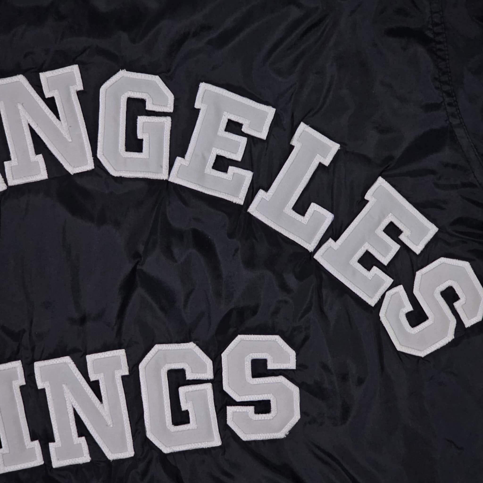 Chalk Line × NHL × Vintage Los Angeles Kings Vintage 90s Chalk Line Bomber Jacket Size US M / EU 48-50 / 2 - 7 Thumbnail