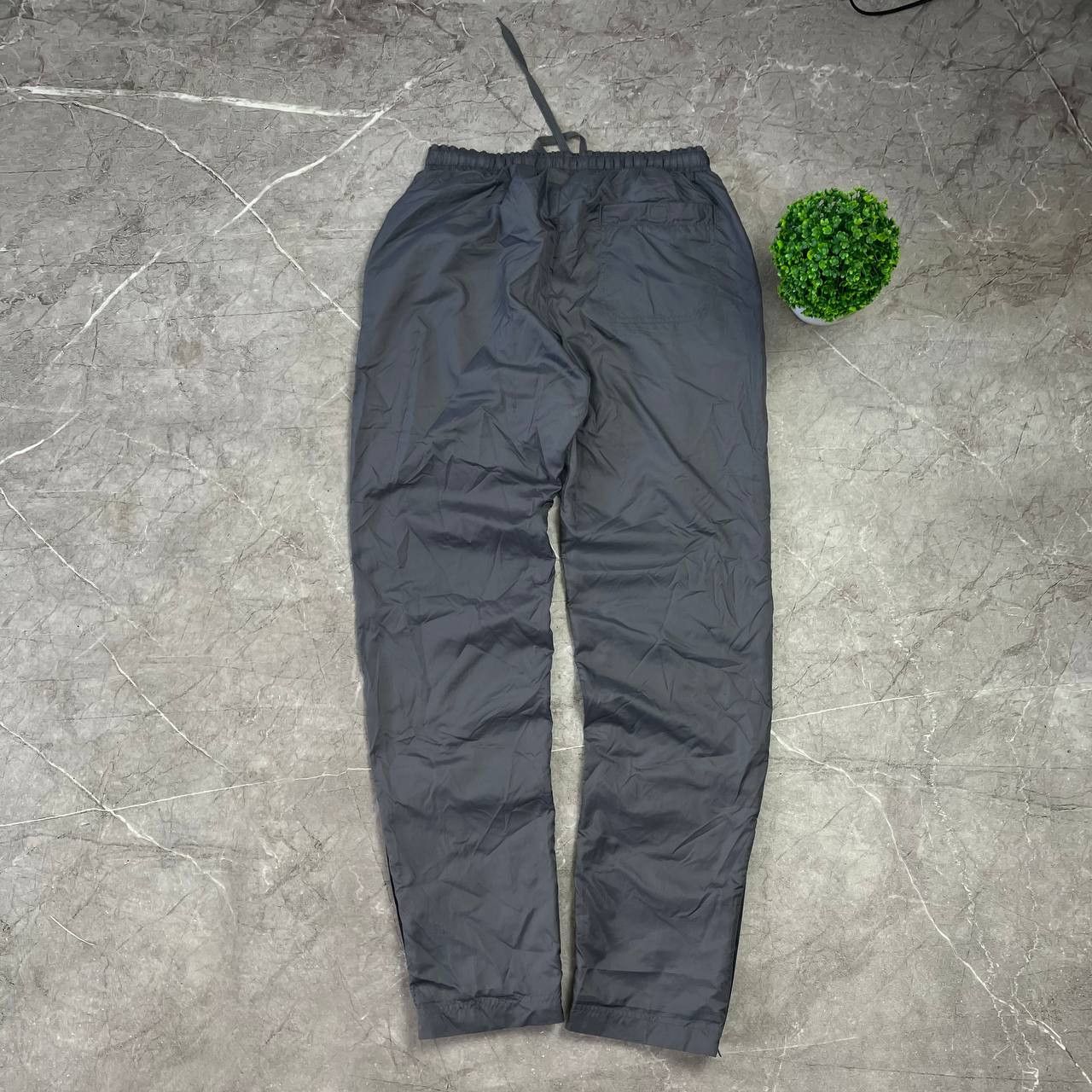 Nike Vintage 90's/Y2K Navy Track Pants Nylon Drill,Size S Size US 33 - 7 Thumbnail