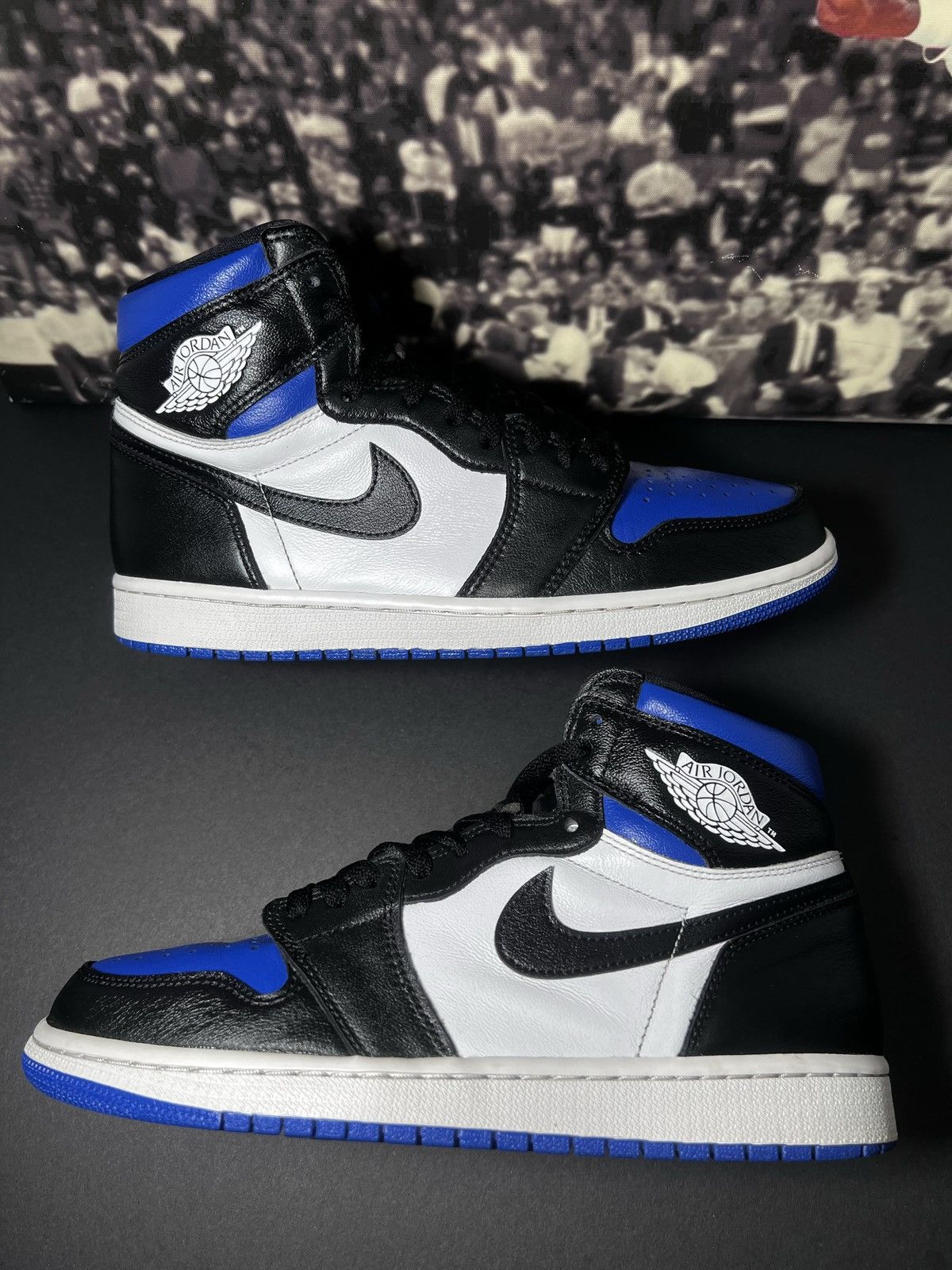 Jordan Brand Nike Air Jordan 1 Retro OG High Royal Toe Sz 9 OG ALL RARE🔥 Size US 9 / EU 42 - 9 Thumbnail