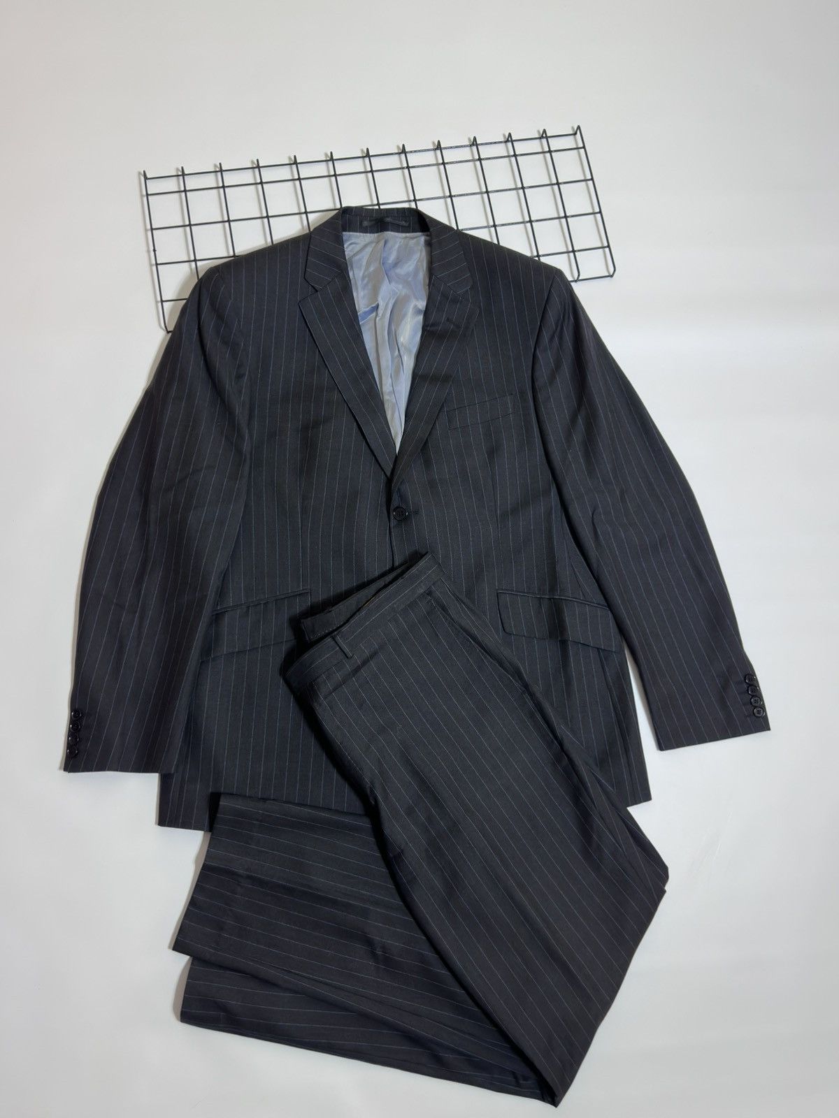 Mulberry Mulberry London Pinstripe Wool & Cashmere Suit Charcoal Size 44R - 1 Thumbnail
